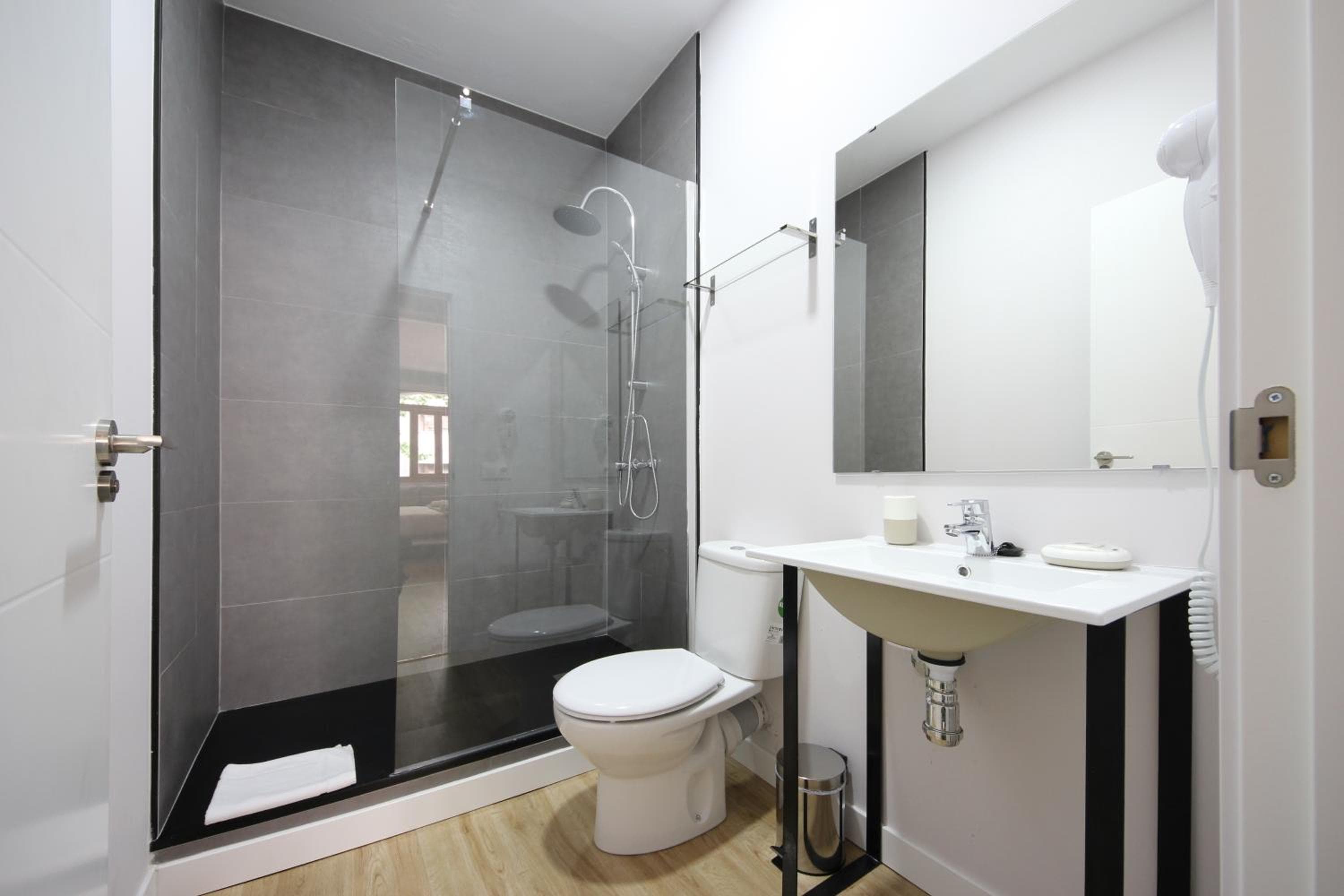 Habitaciones inteligentes Regina Selfcheck-in — 8