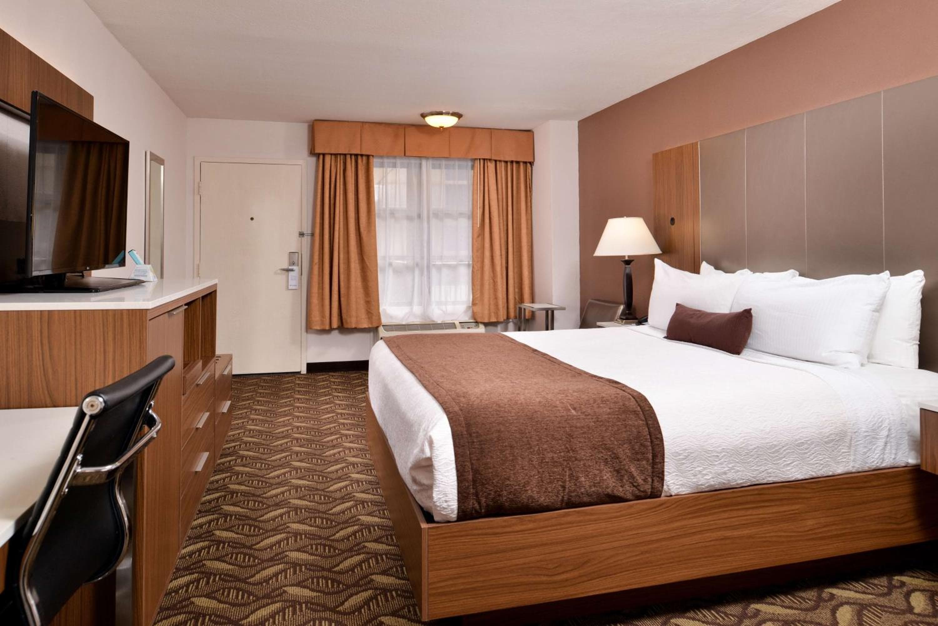 Hotel Best Western Airport Plaza Inn - Los Angeles LAX — 20