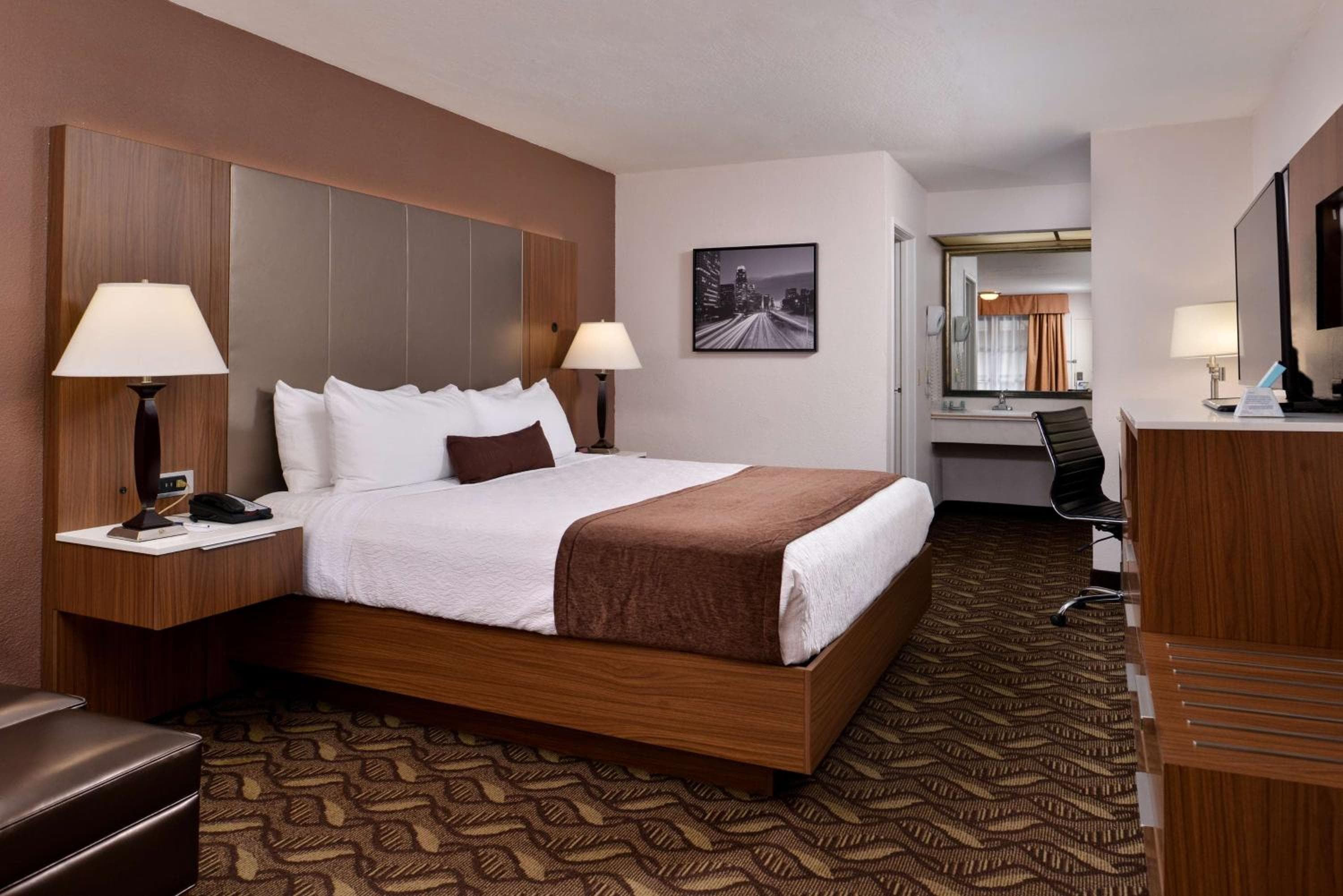 Hotel Best Western Airport Plaza Inn - Los Angeles LAX — 19