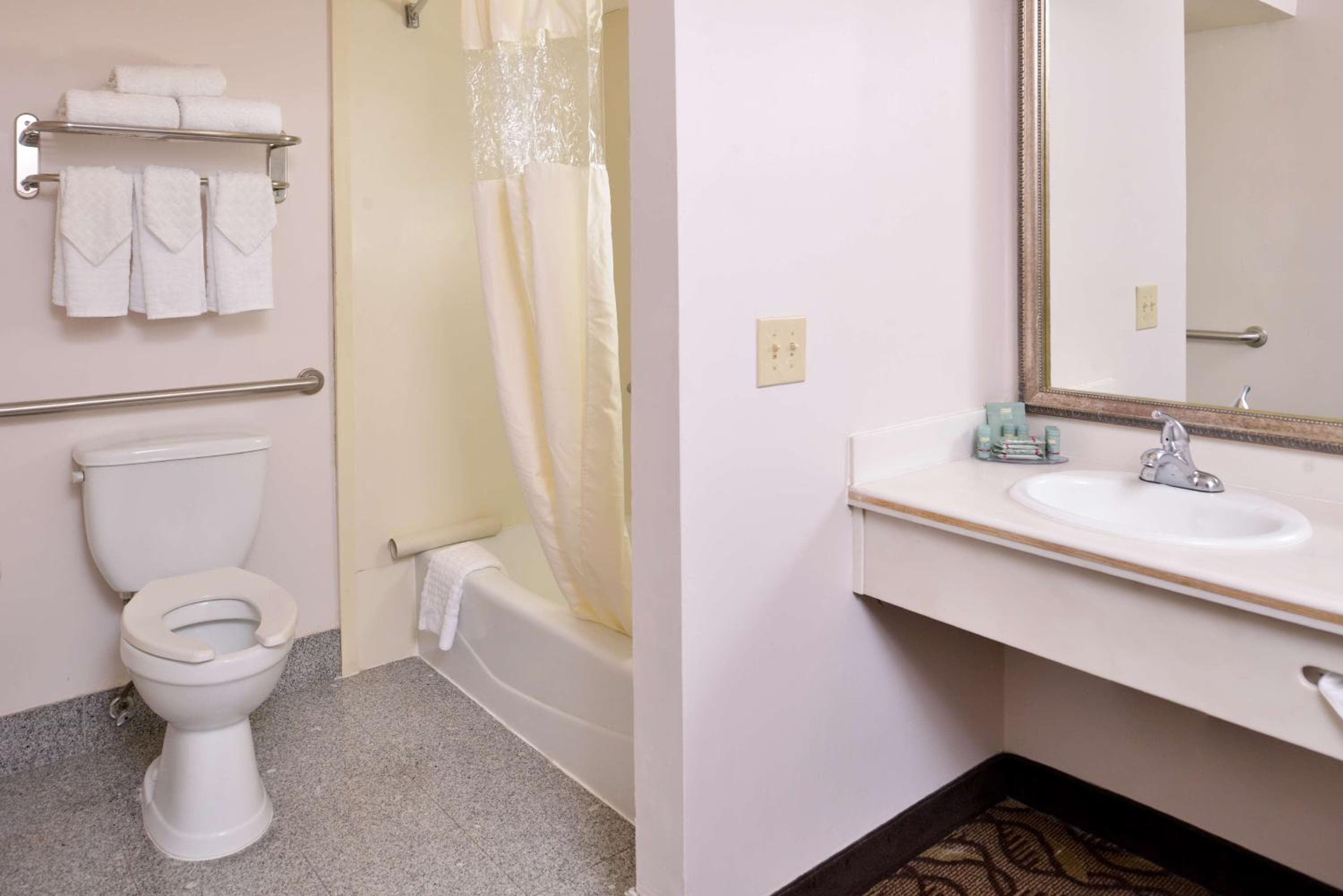 Hotel Best Western Airport Plaza Inn - Los Angeles LAX — 27