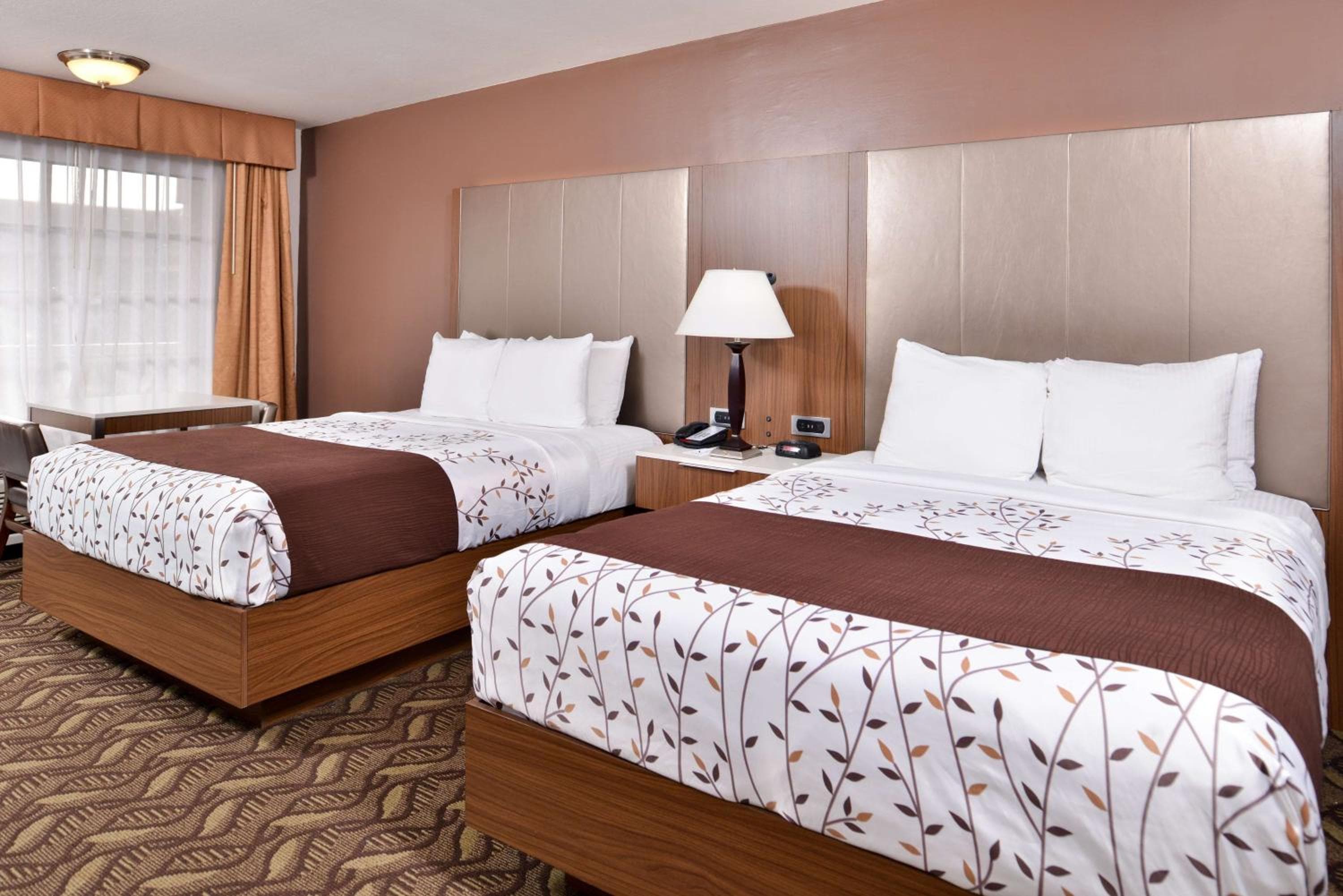 Hotel Best Western Airport Plaza Inn - Los Angeles LAX — 15