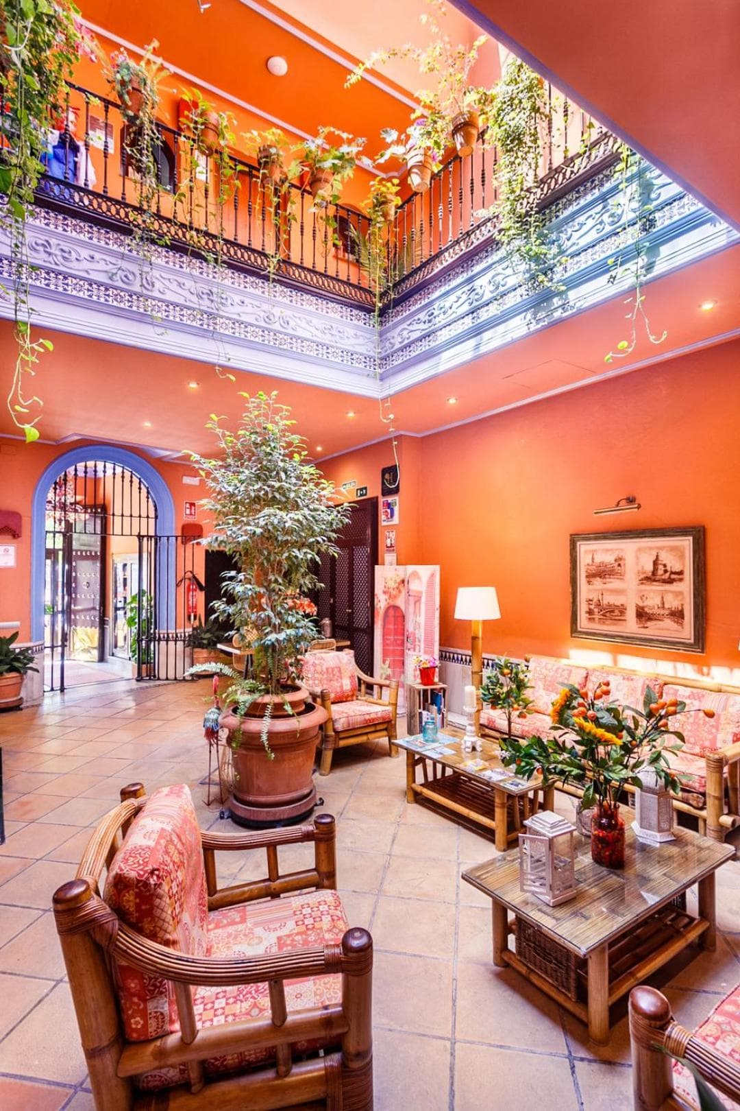 Patio de La Alameda — 1