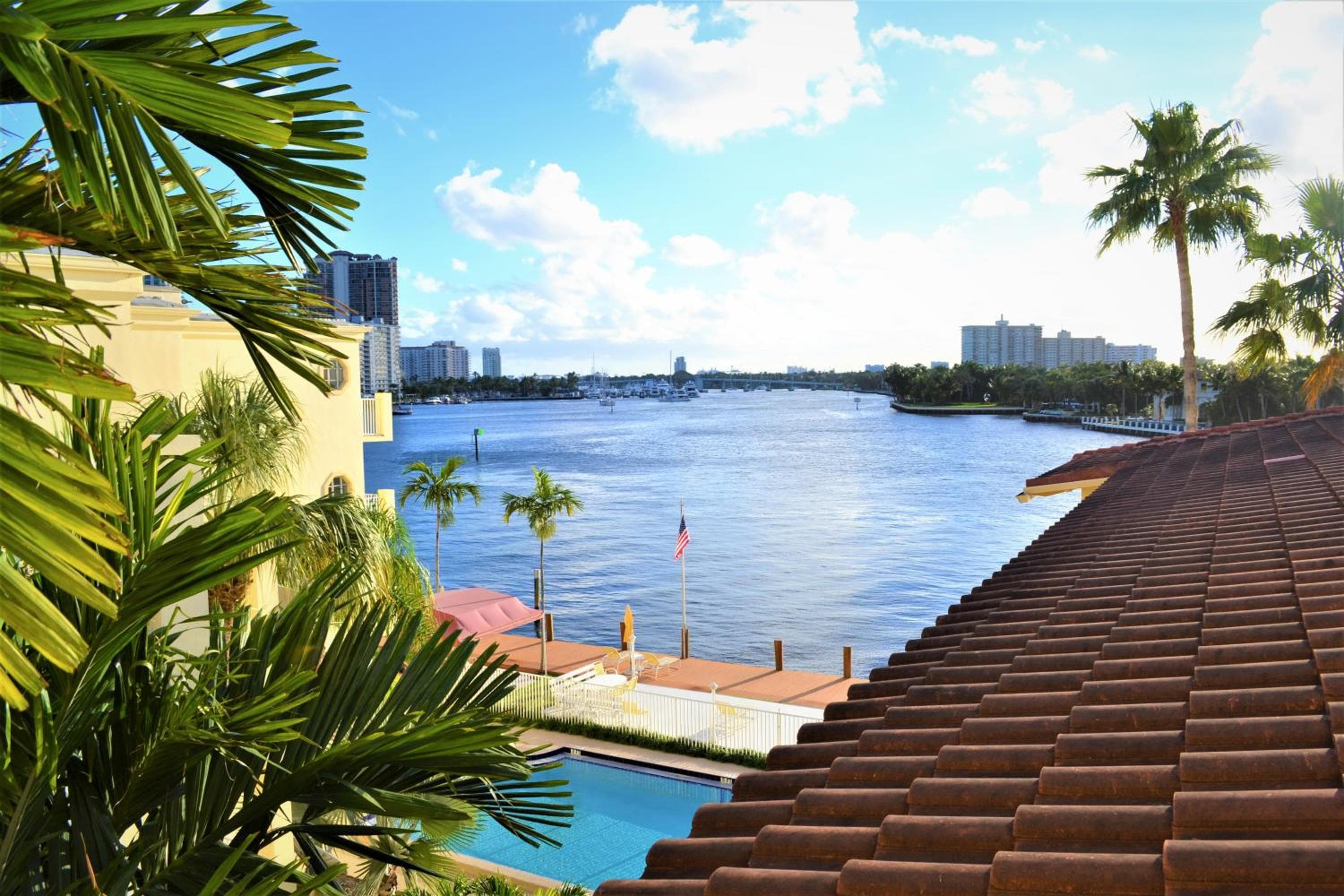 Fort Lauderdale Yacht und Beach Club 416 — 9