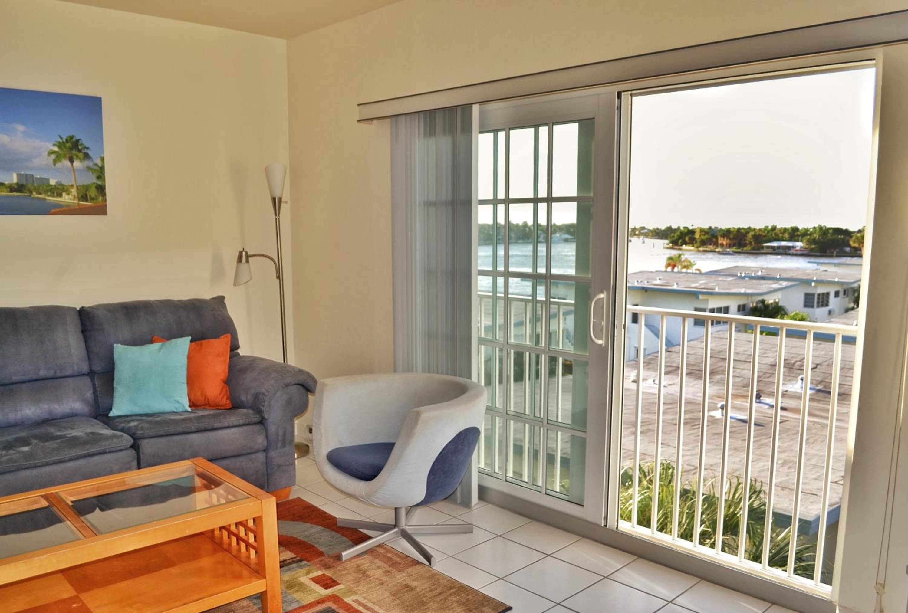 Fort Lauderdale Yacht und Beach Club 416 — 20