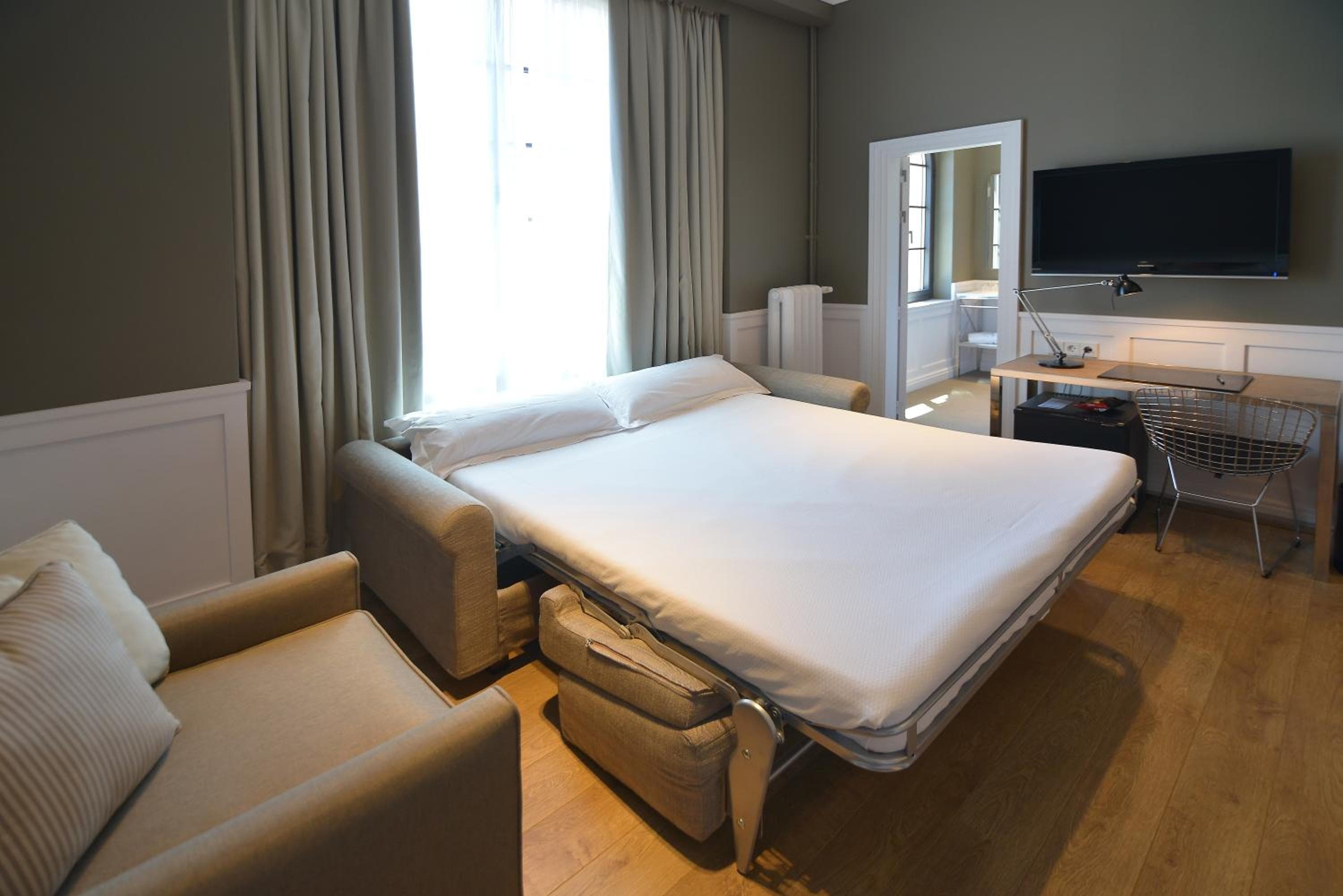 Hotel Granvia — 27