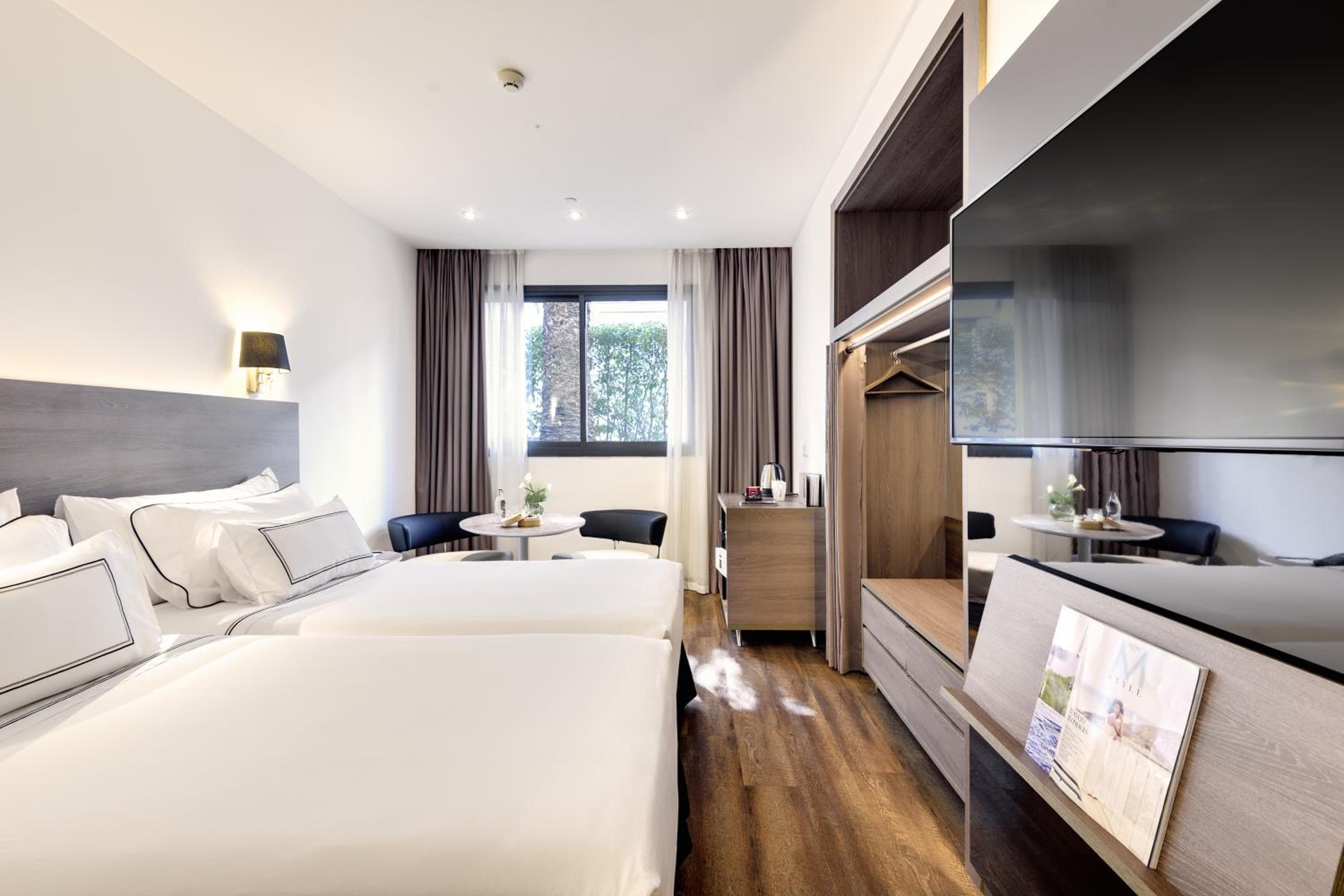 Melia Madrid Serrano — 18