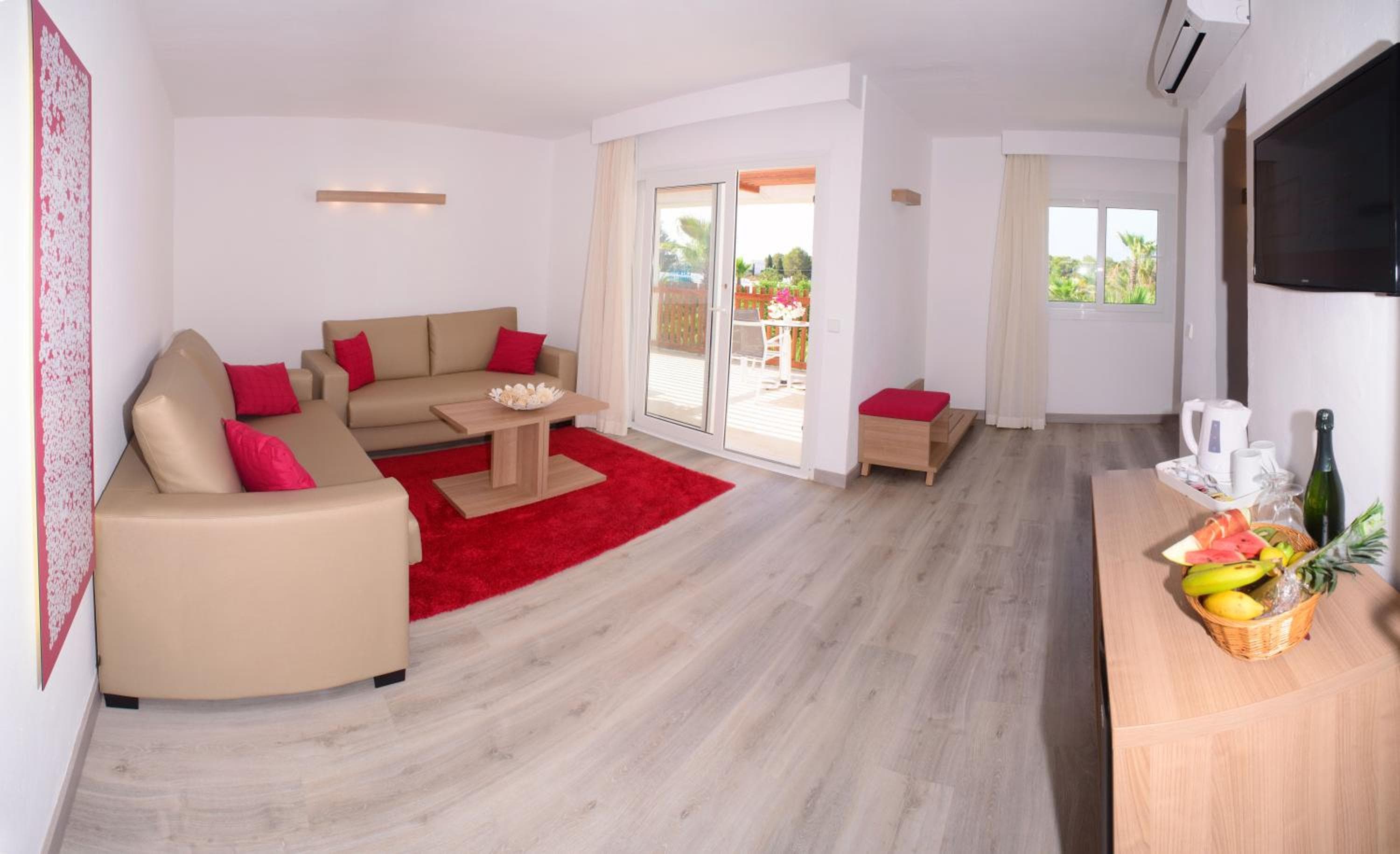 Cala Llenya Resort Ibiza — 18
