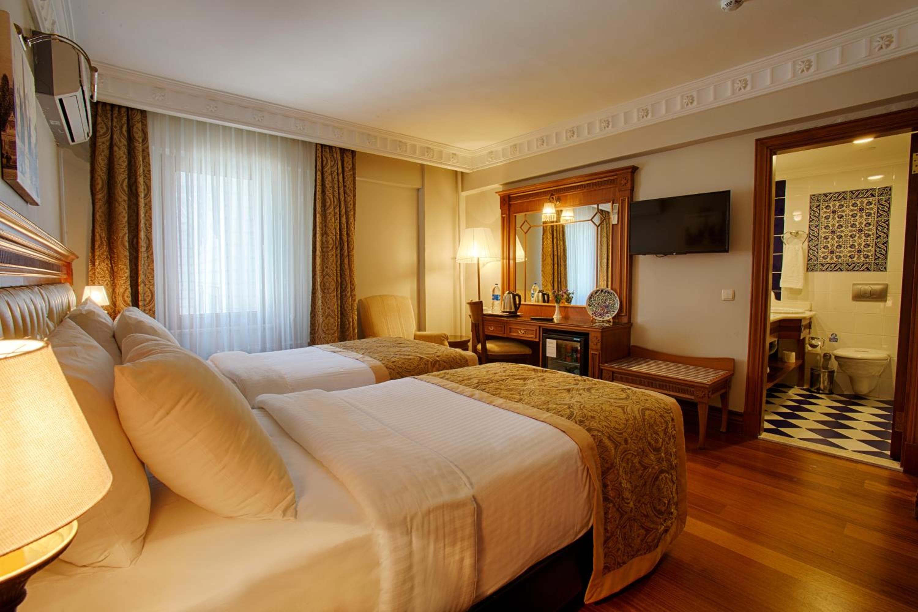 Hotel Sumengen — 27