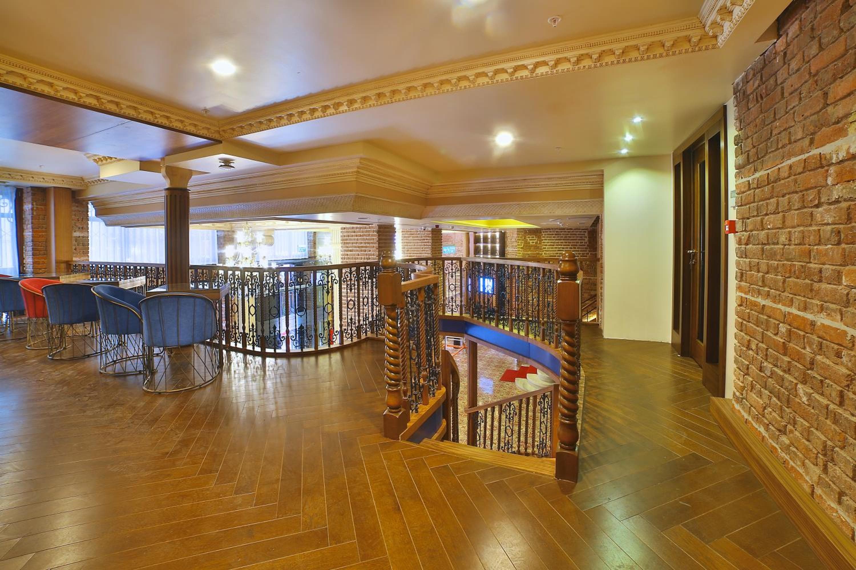 Mercure Istanbul Sirkeci — 18