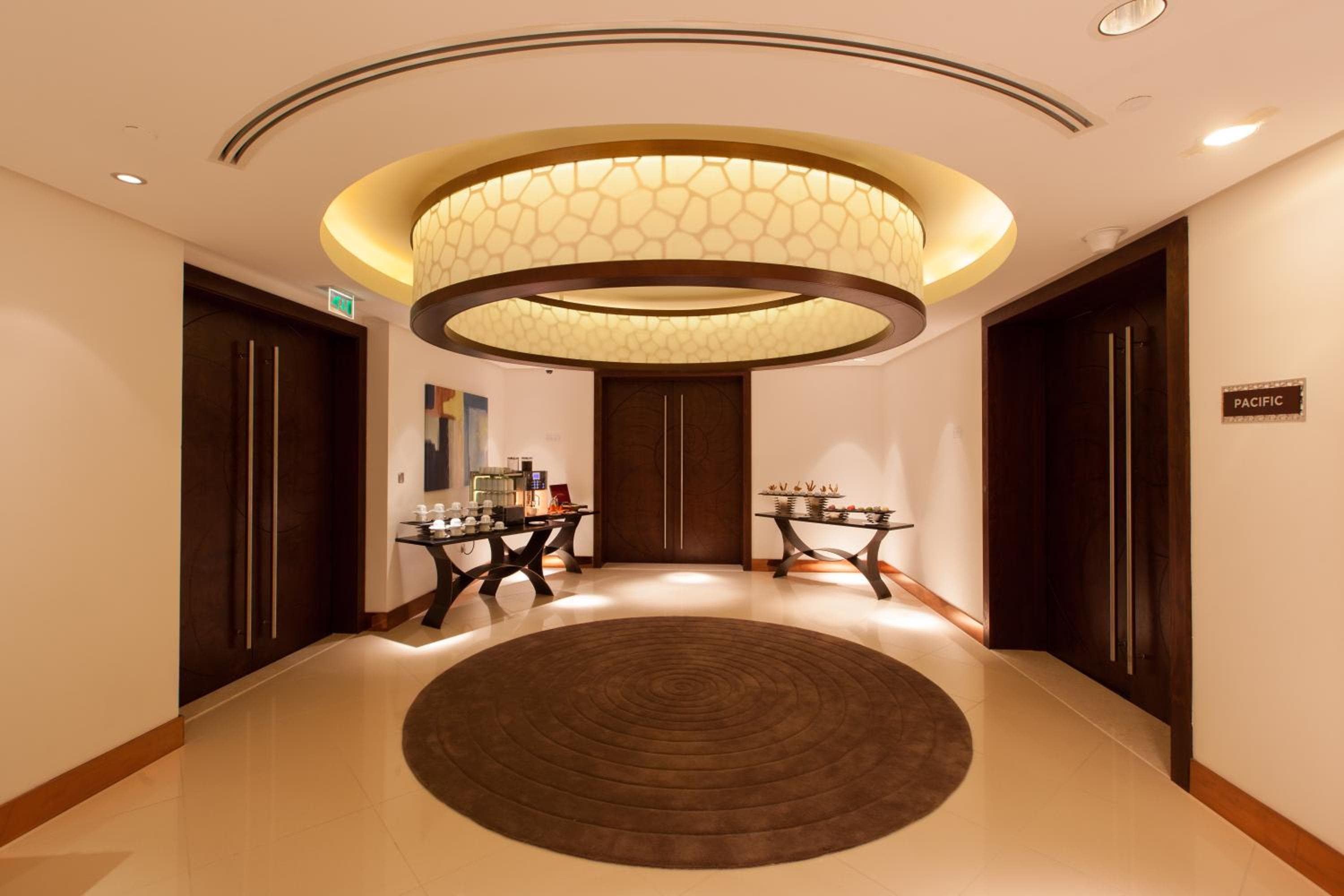 JA Ocean View Hotel, Jumeirah Beach Dubai — 22