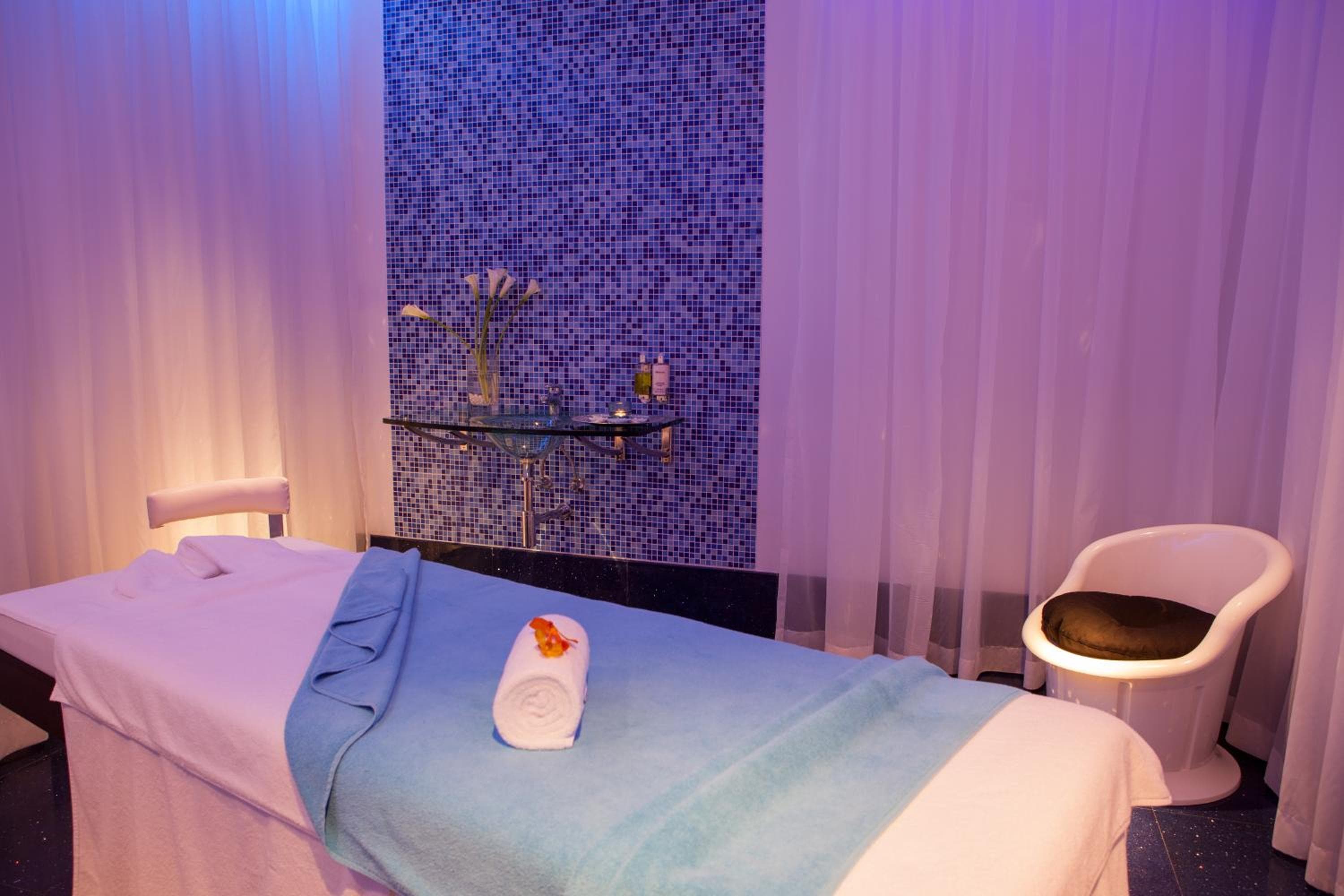 JA Ocean View Hotel, Jumeirah Beach Dubai — 21