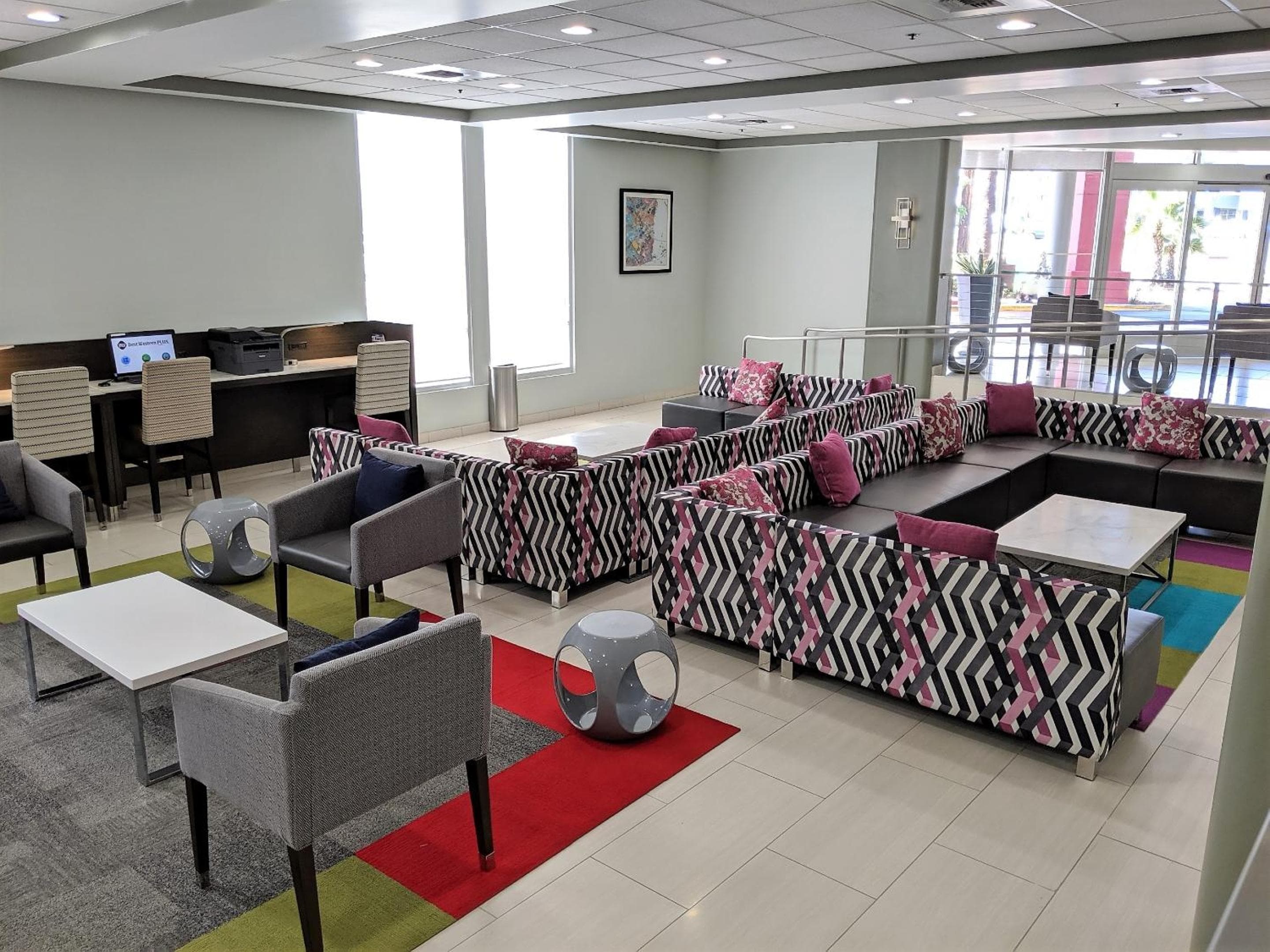Best Western Plus Commerce Hotel — 21