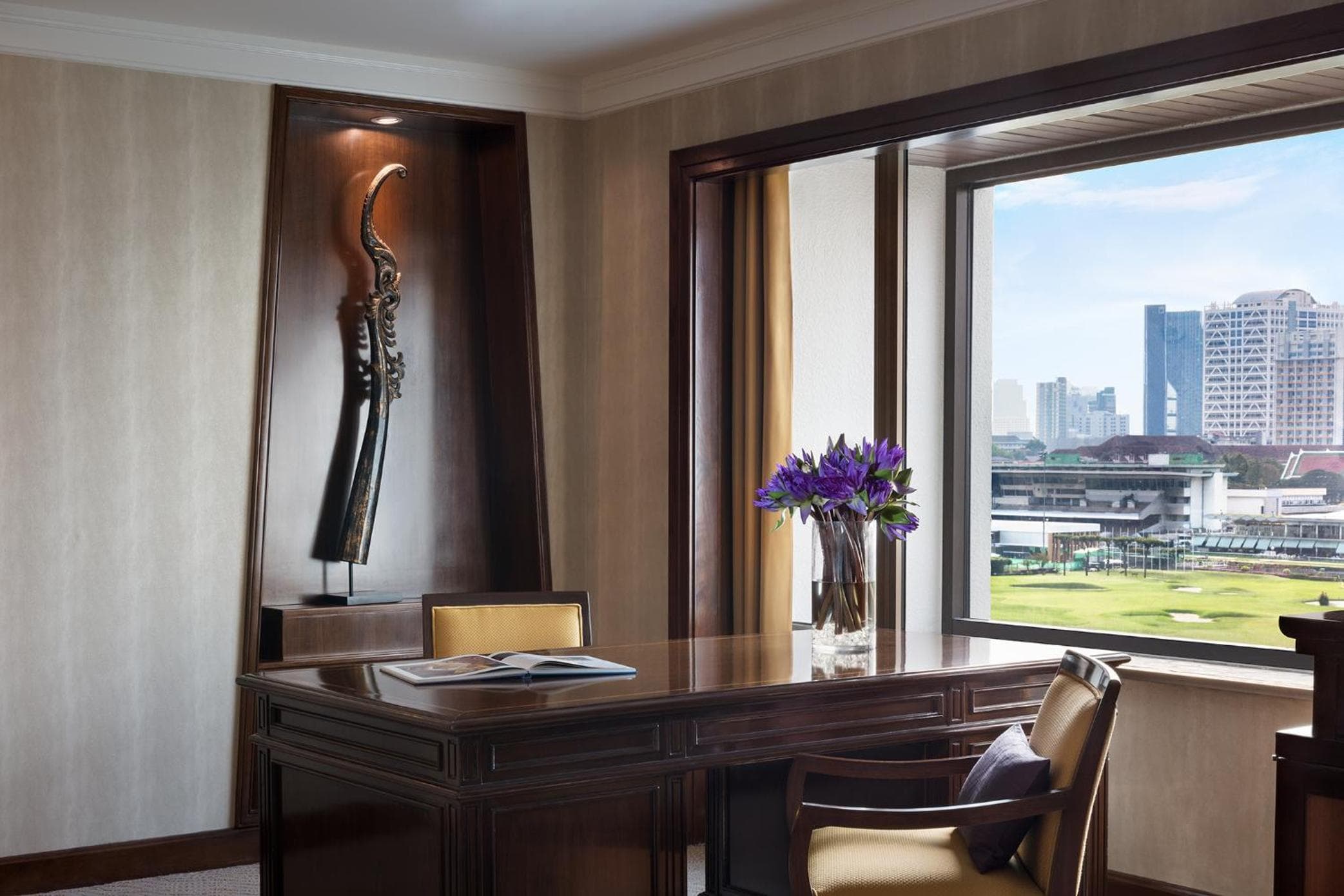 Anantara Siam Bangkok Hotel — 19
