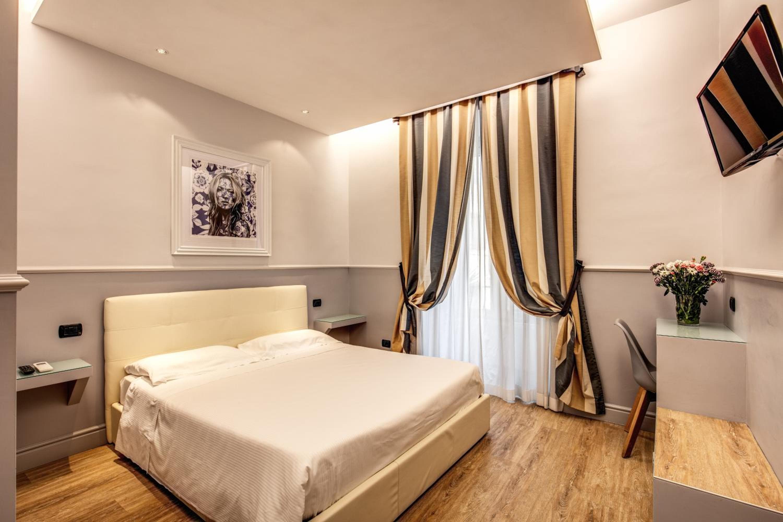 Hotel Taormina — 2