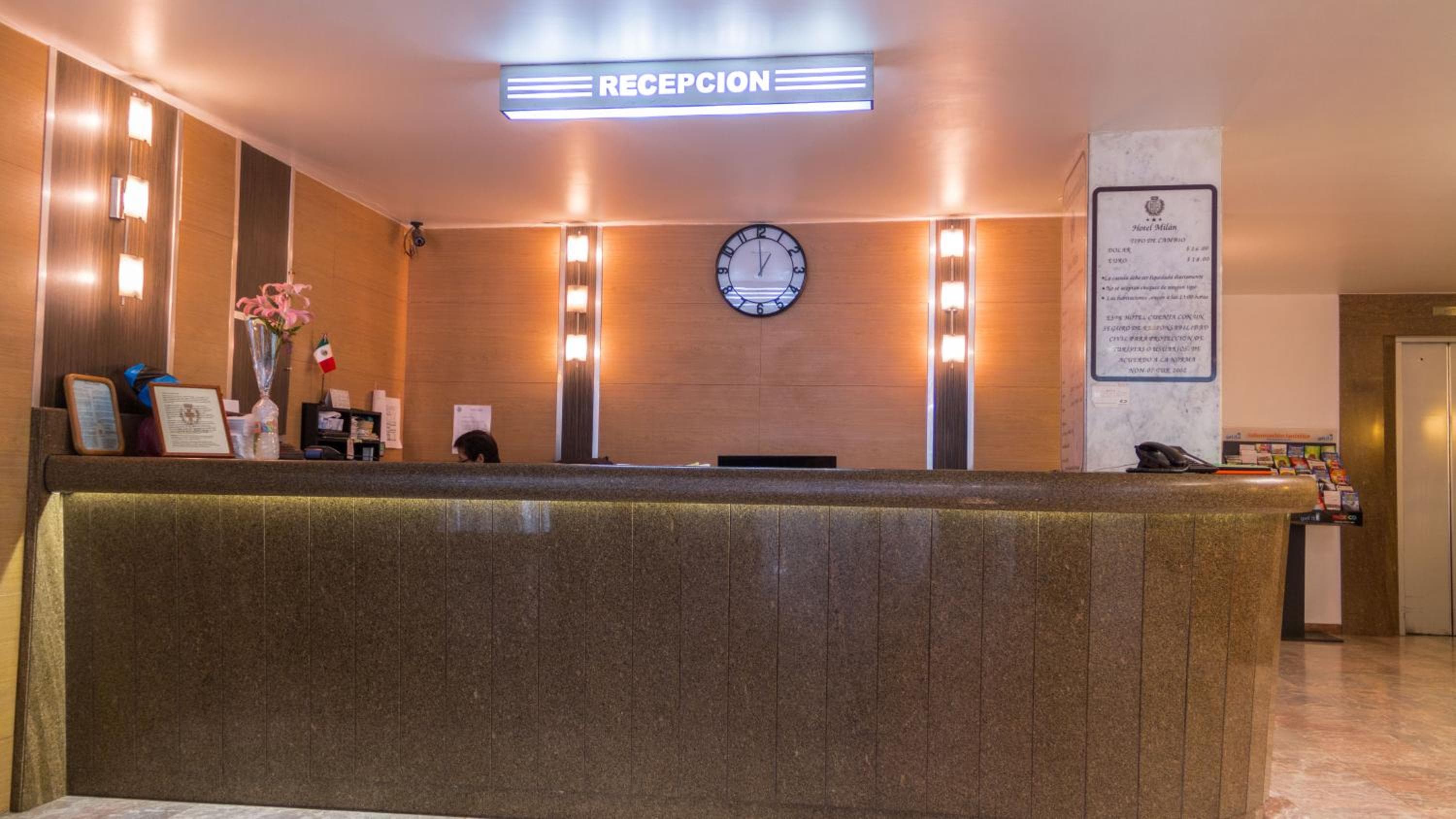 Hotel Milano CDMX — 17