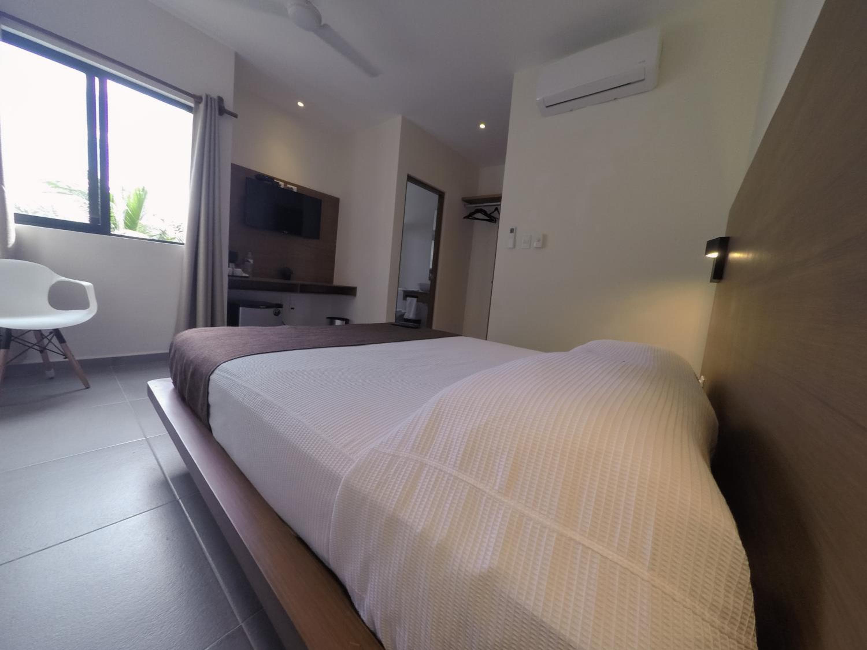 Viento Suites Cancún — 15