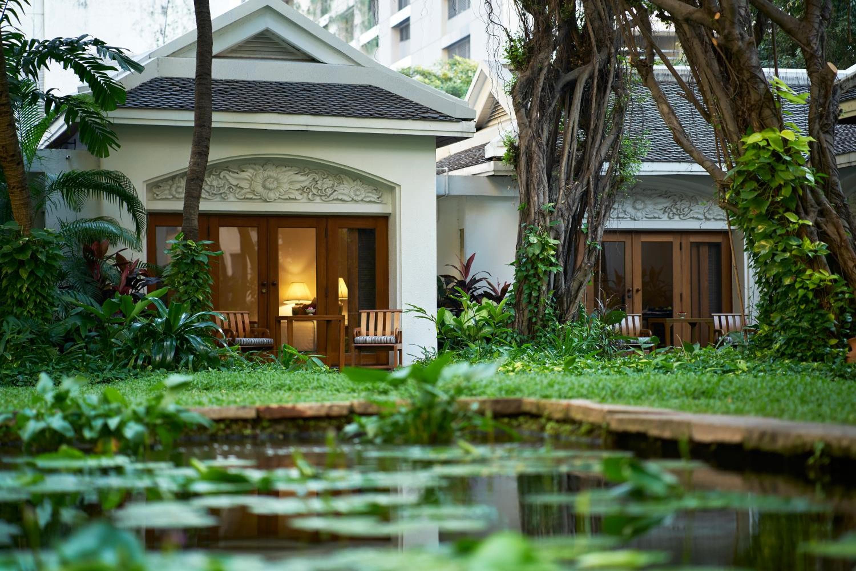 Anantara Siam Bangkok Hotel — 11