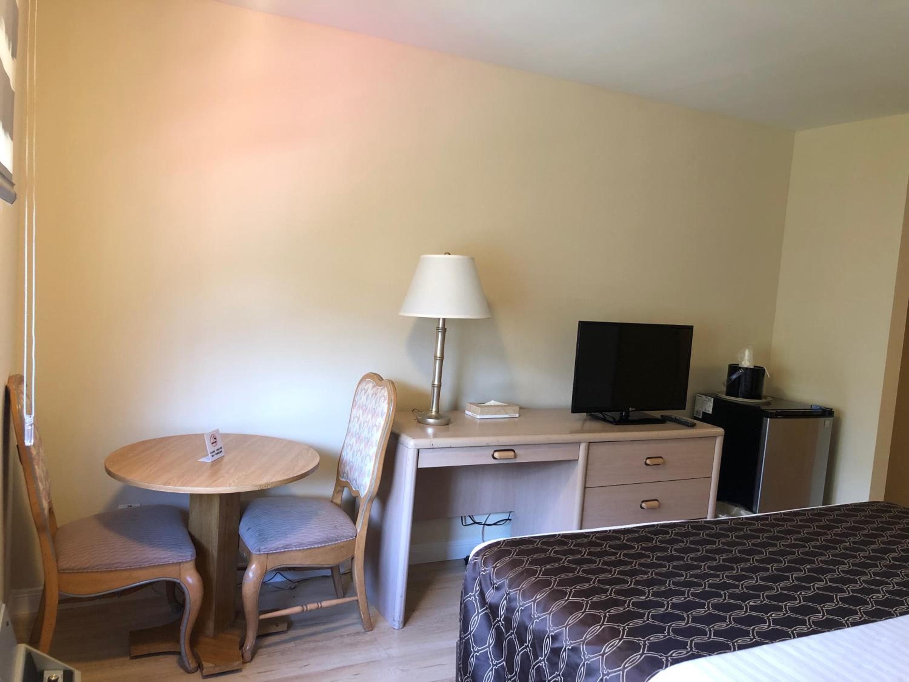 Rotex Western Inn — 7