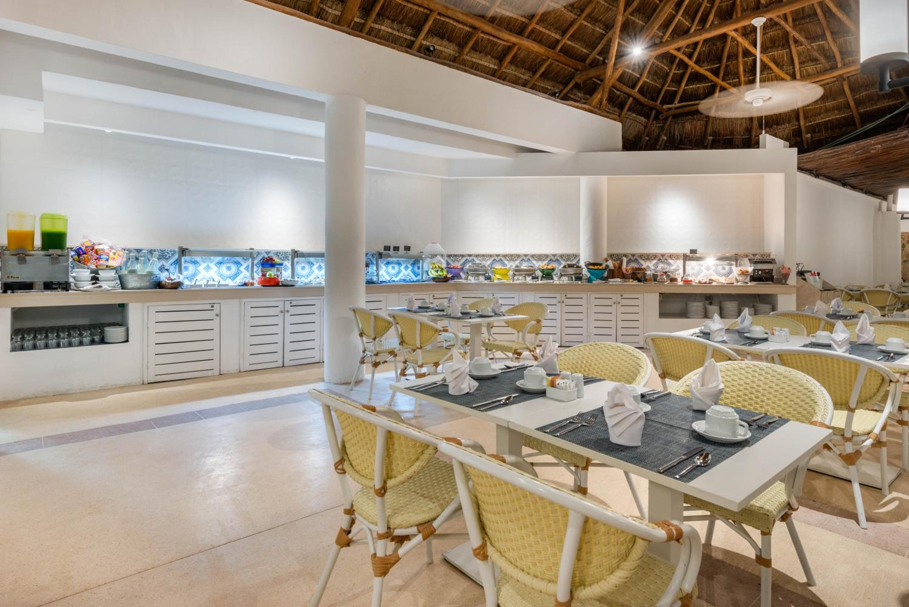 Wyndham Grand Cancun All Inclusive Resort & Villas — 17