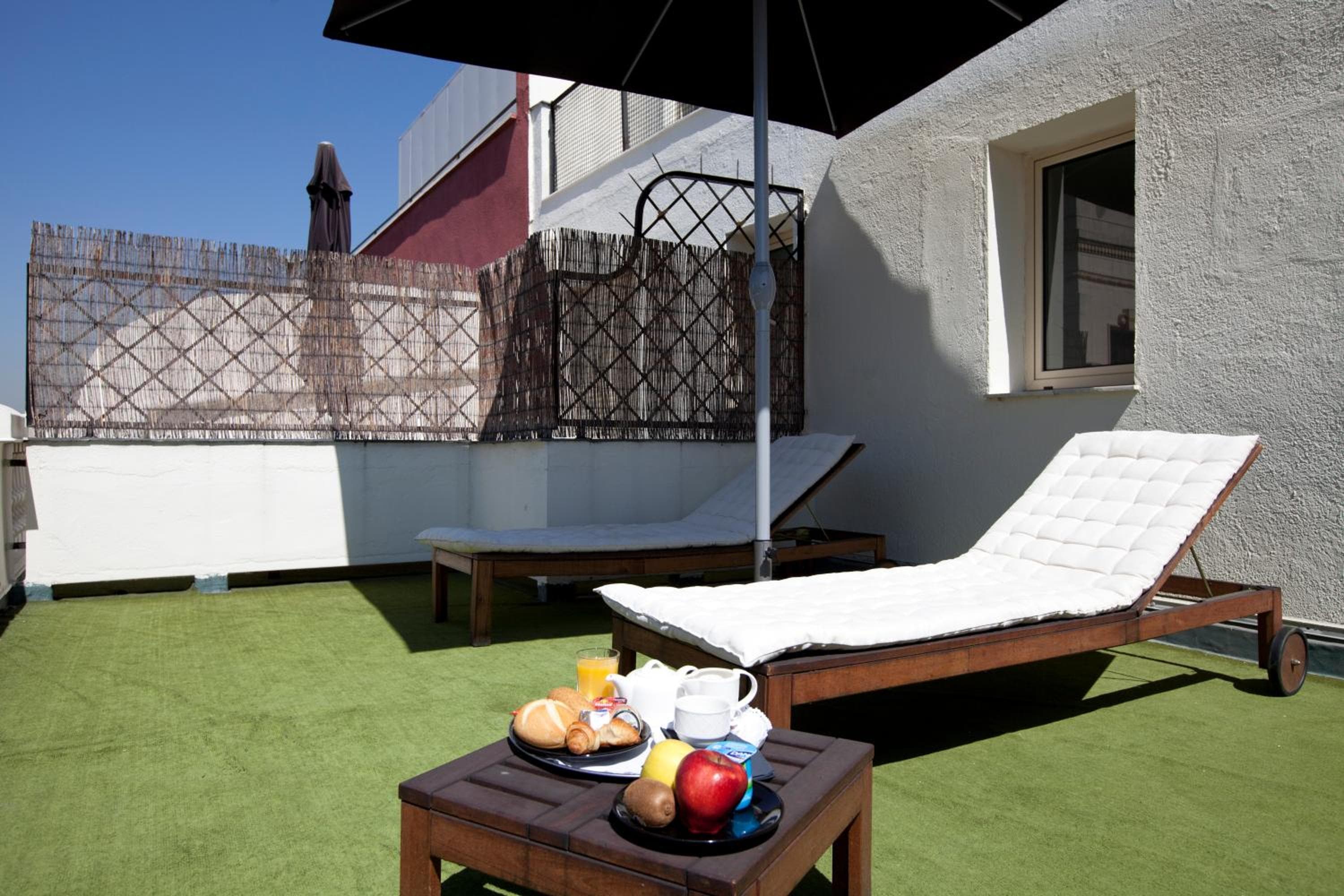 Hotel Moderno Puerta del Sol — 30