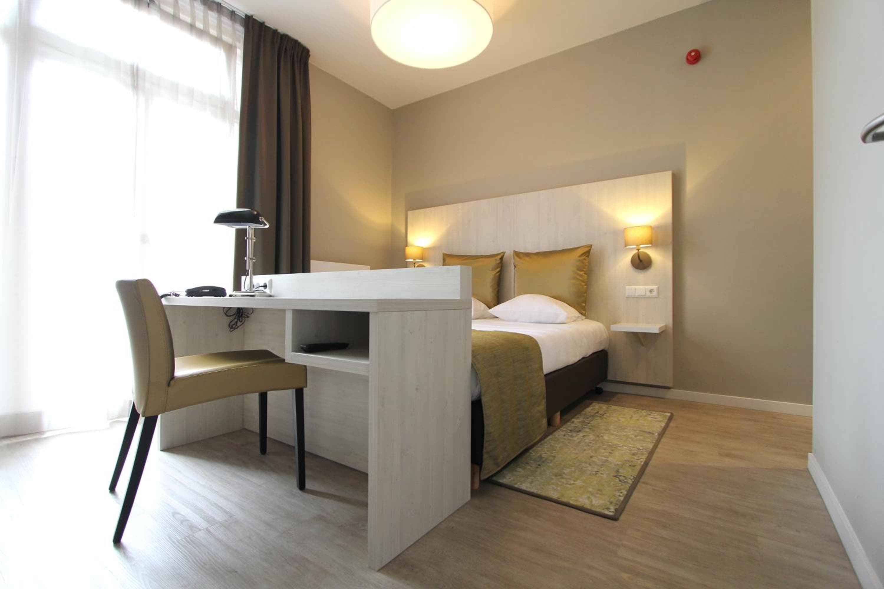 Apple Inn Hotel — 4