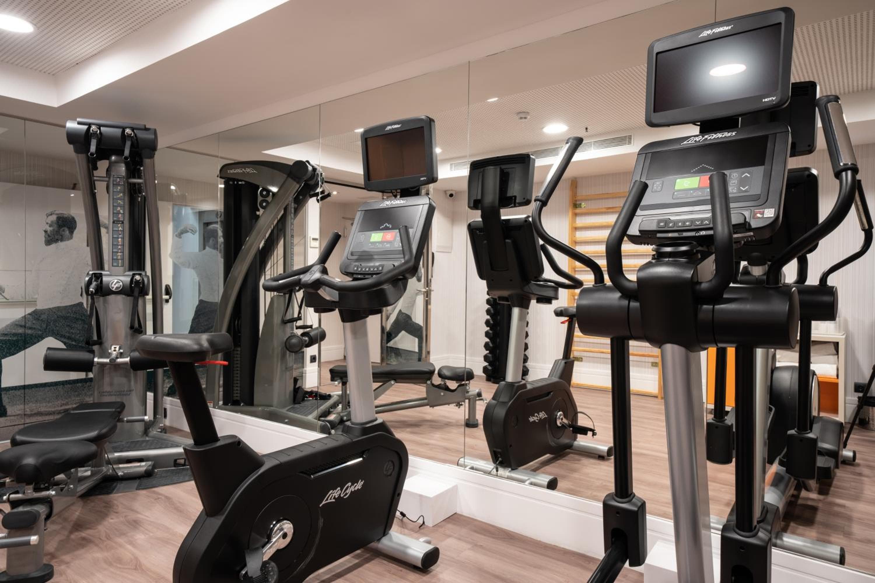Catalonia Mikado — 9