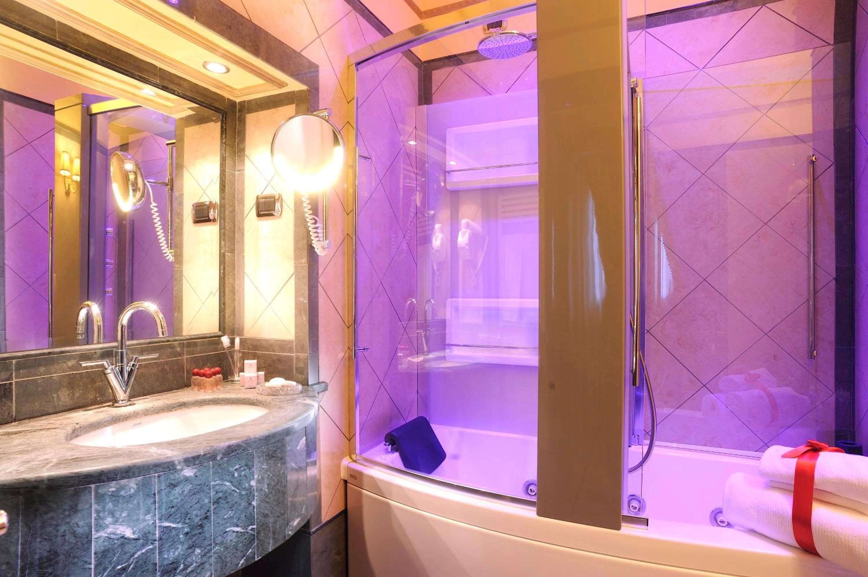 Hotel Manfredi Suite In Rome — 26