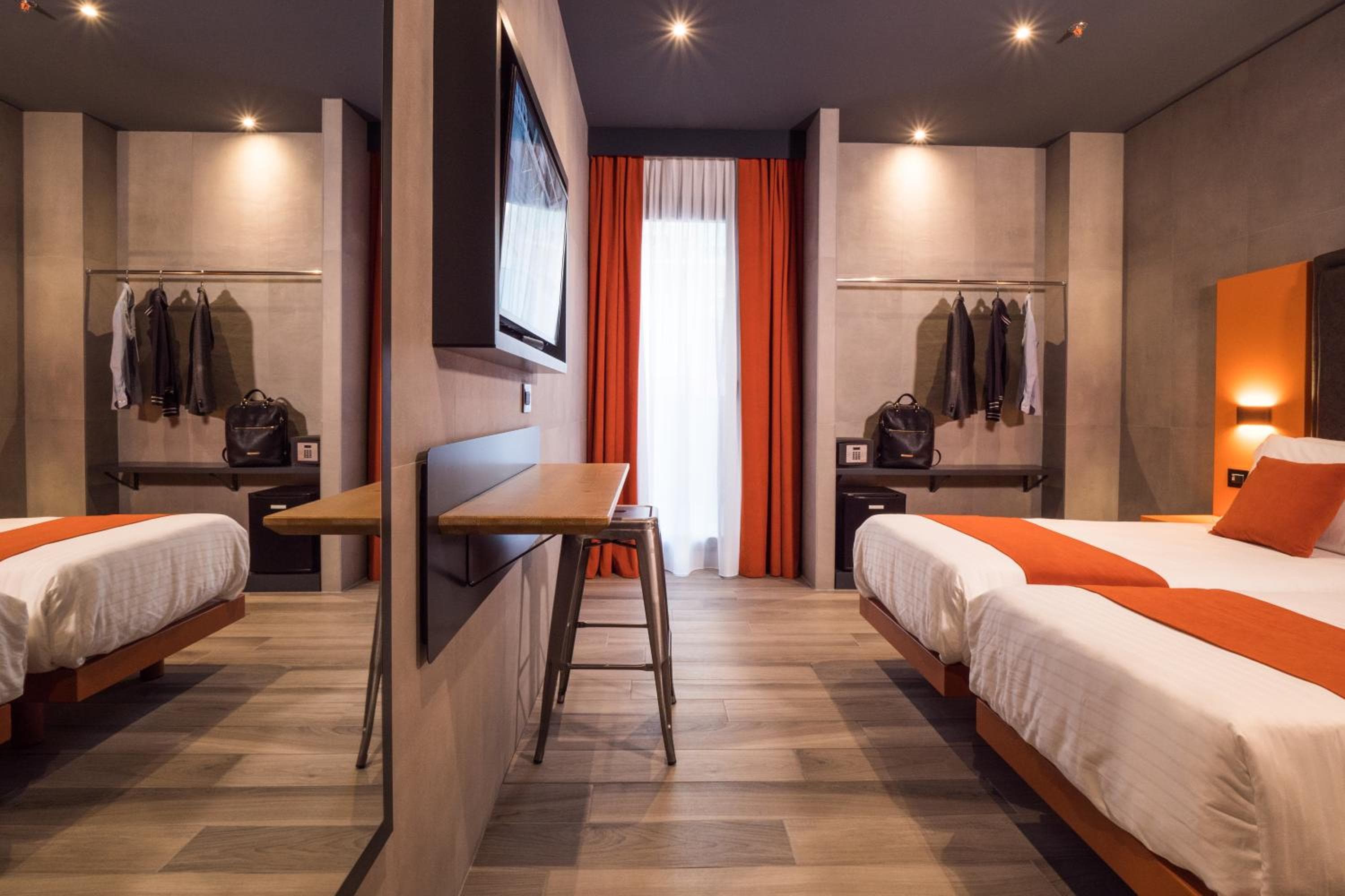J24 Hotel Milano — 14