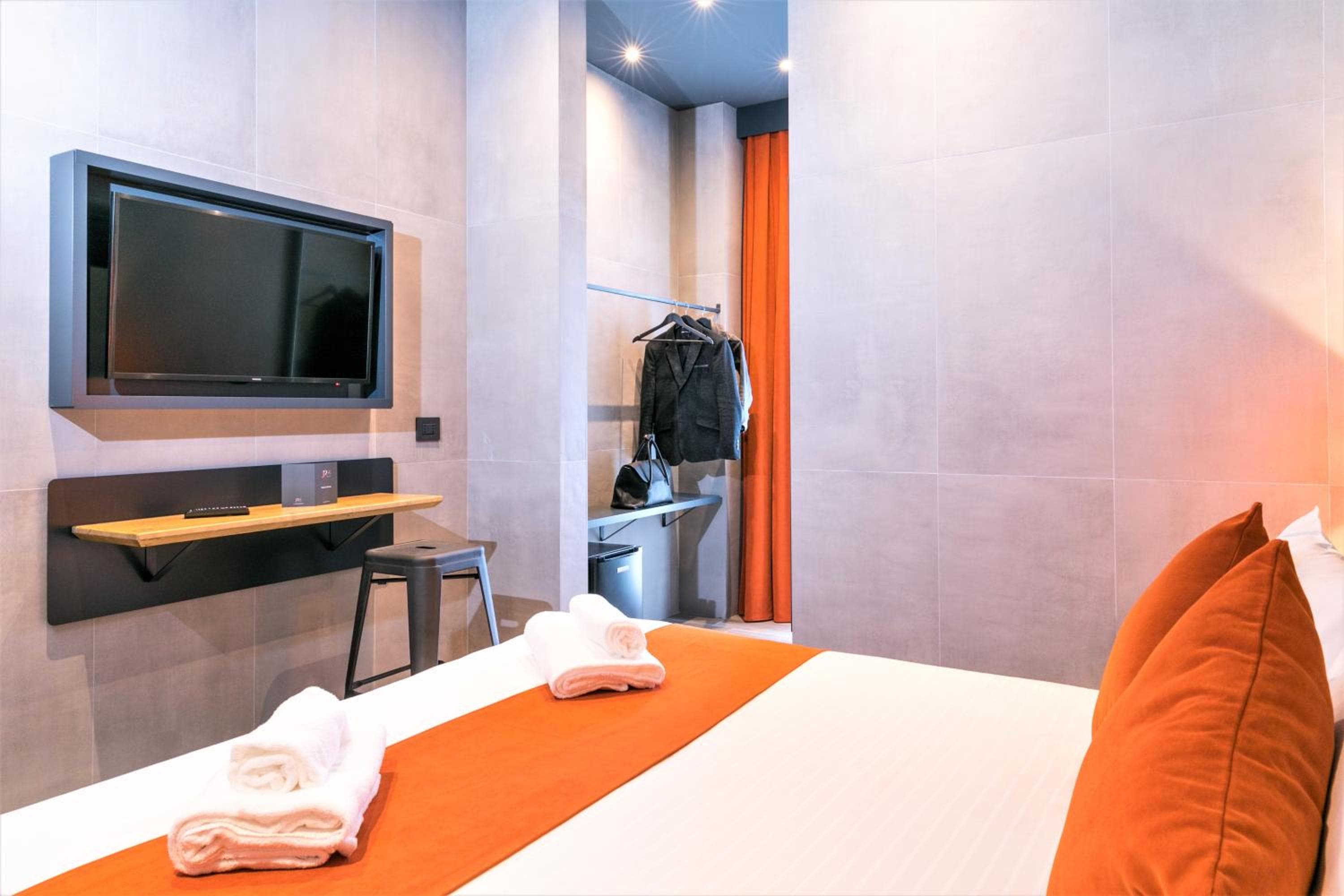 J24 Hotel Milano — 17