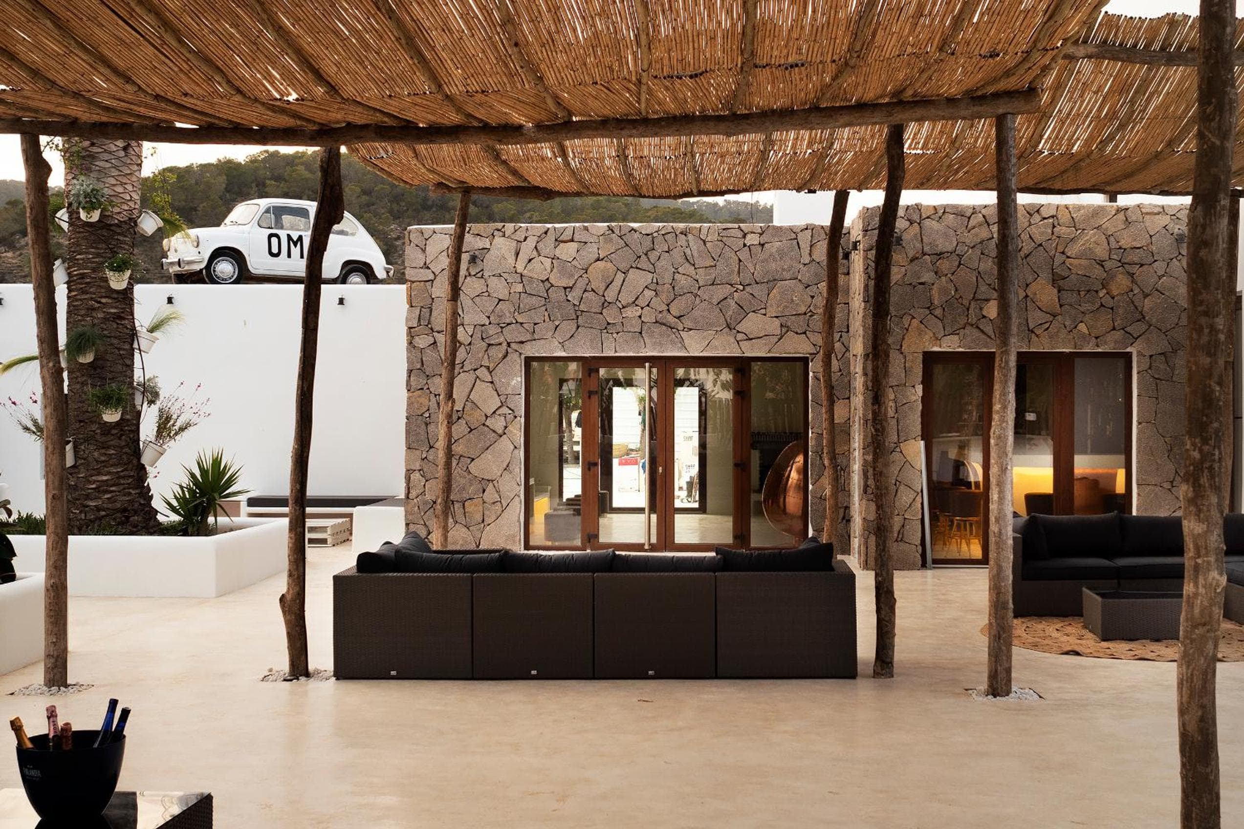 OM Hotel — 8