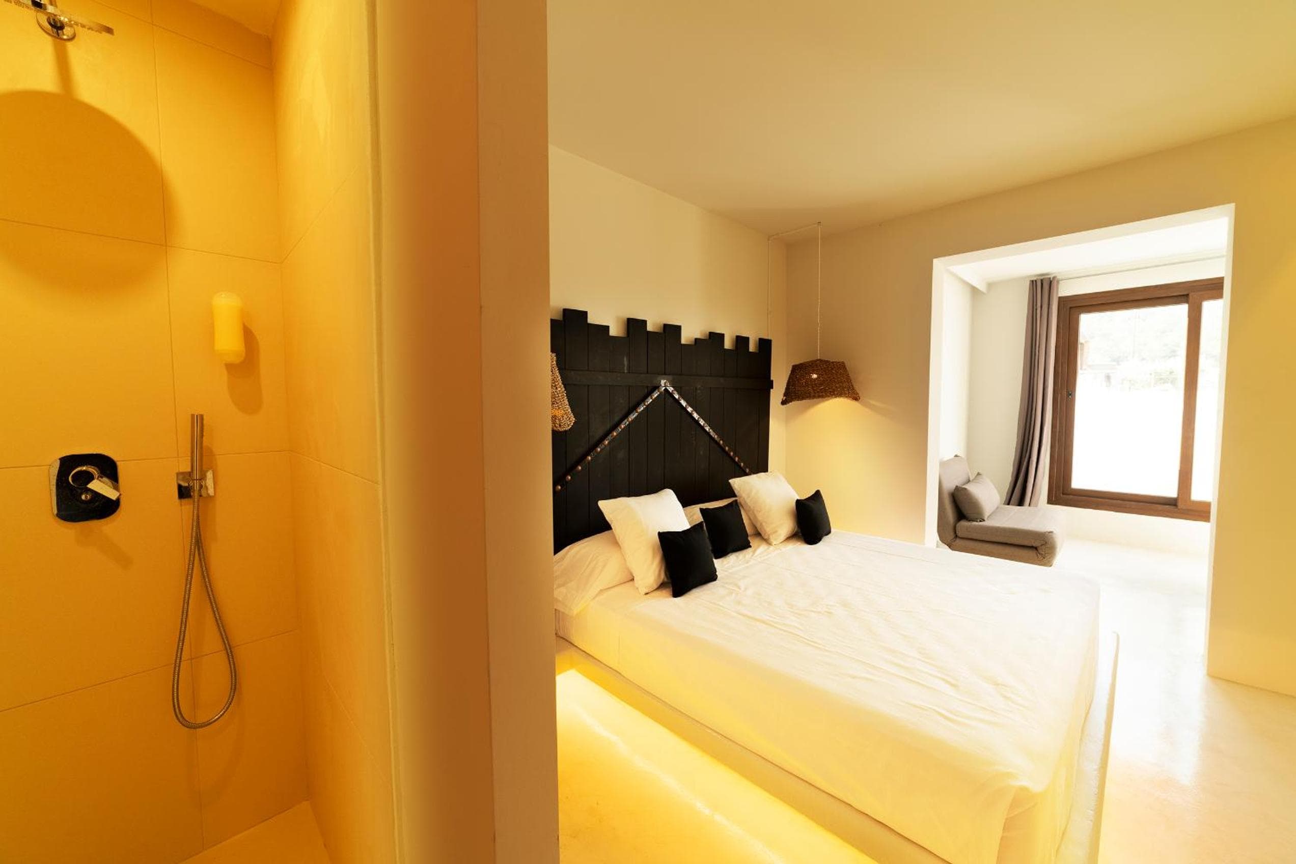 OM Hotel — 21