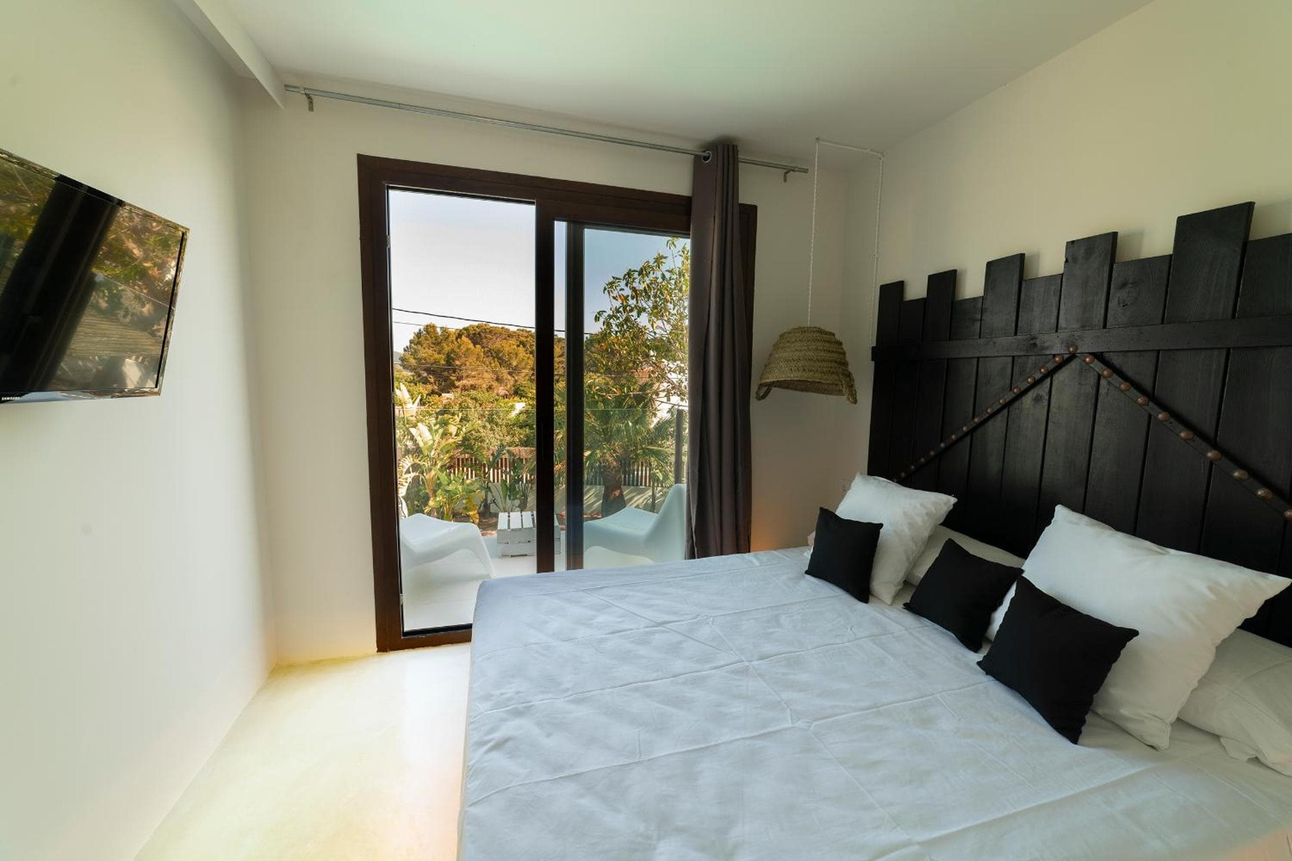 OM Hotel — 26