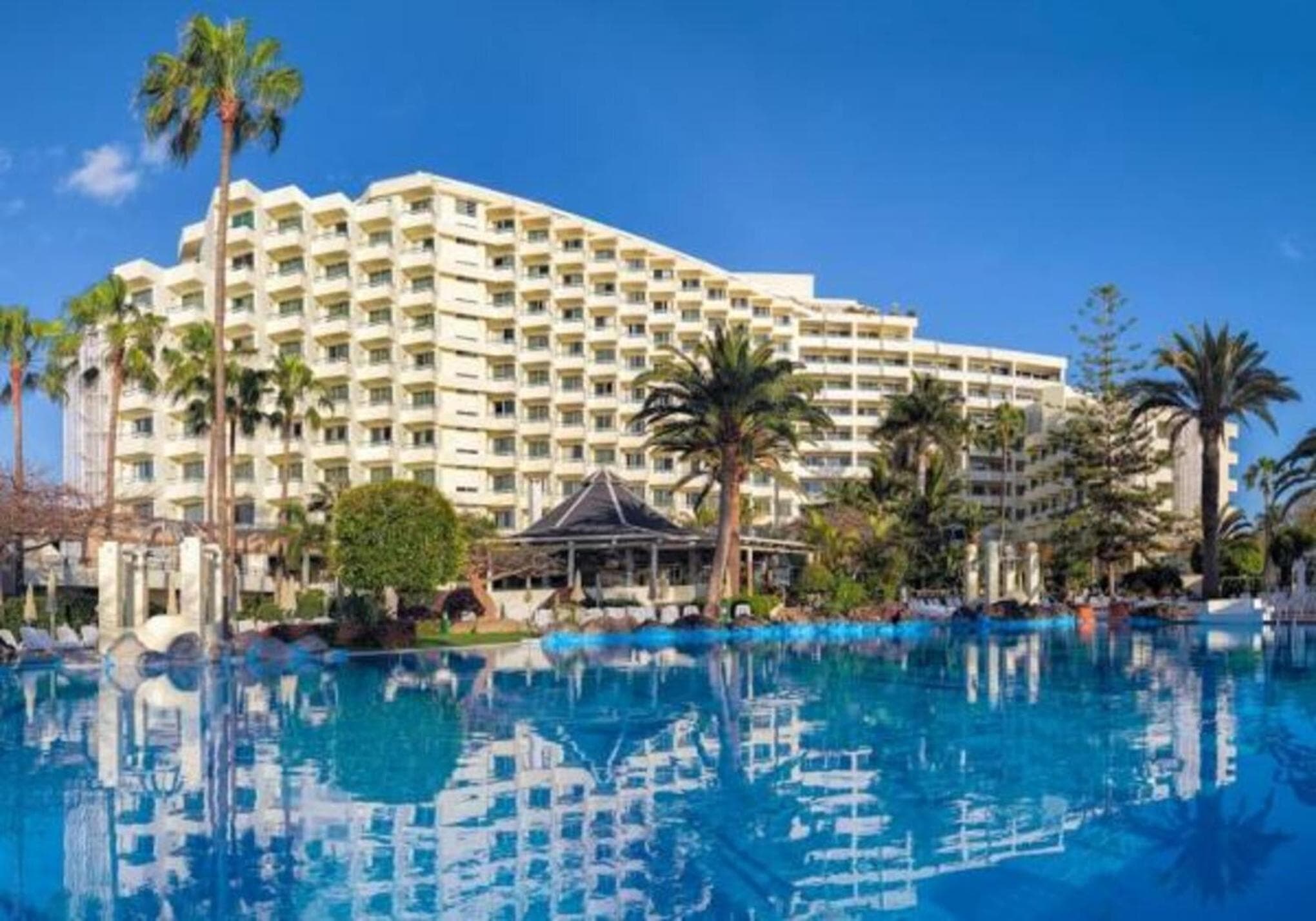H10 Las Palmeras — 1