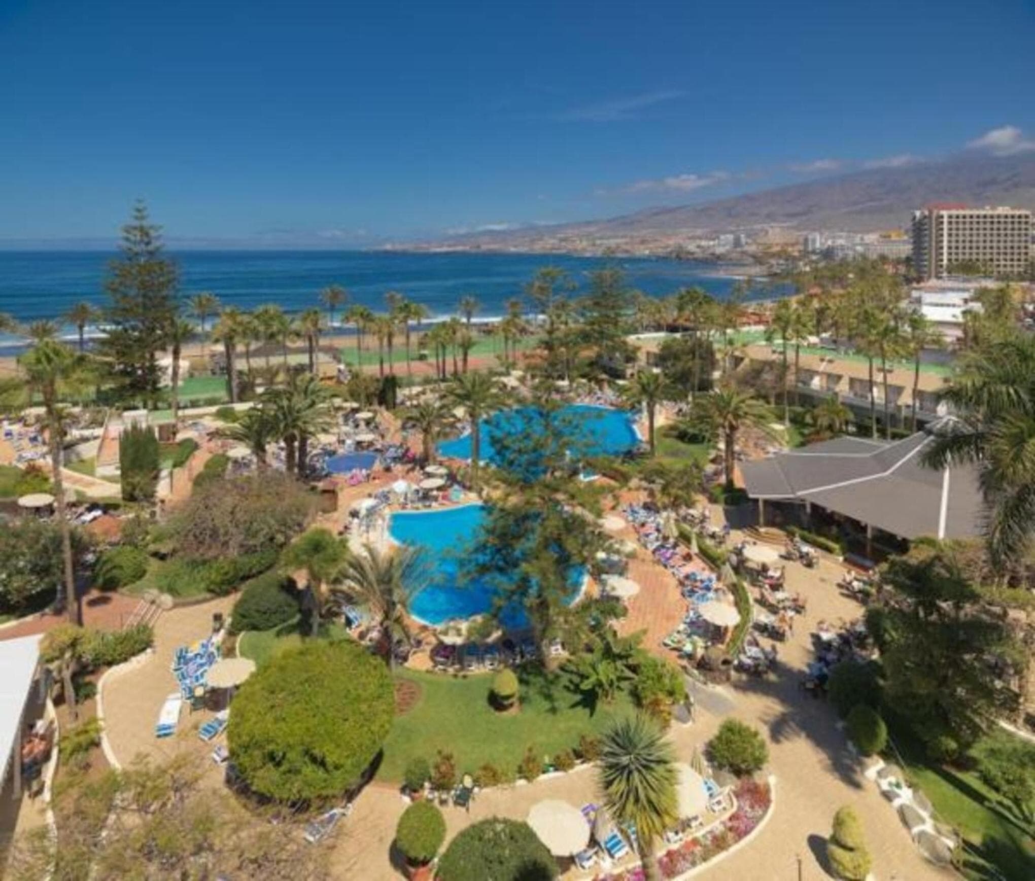 H10 Las Palmeras — 10