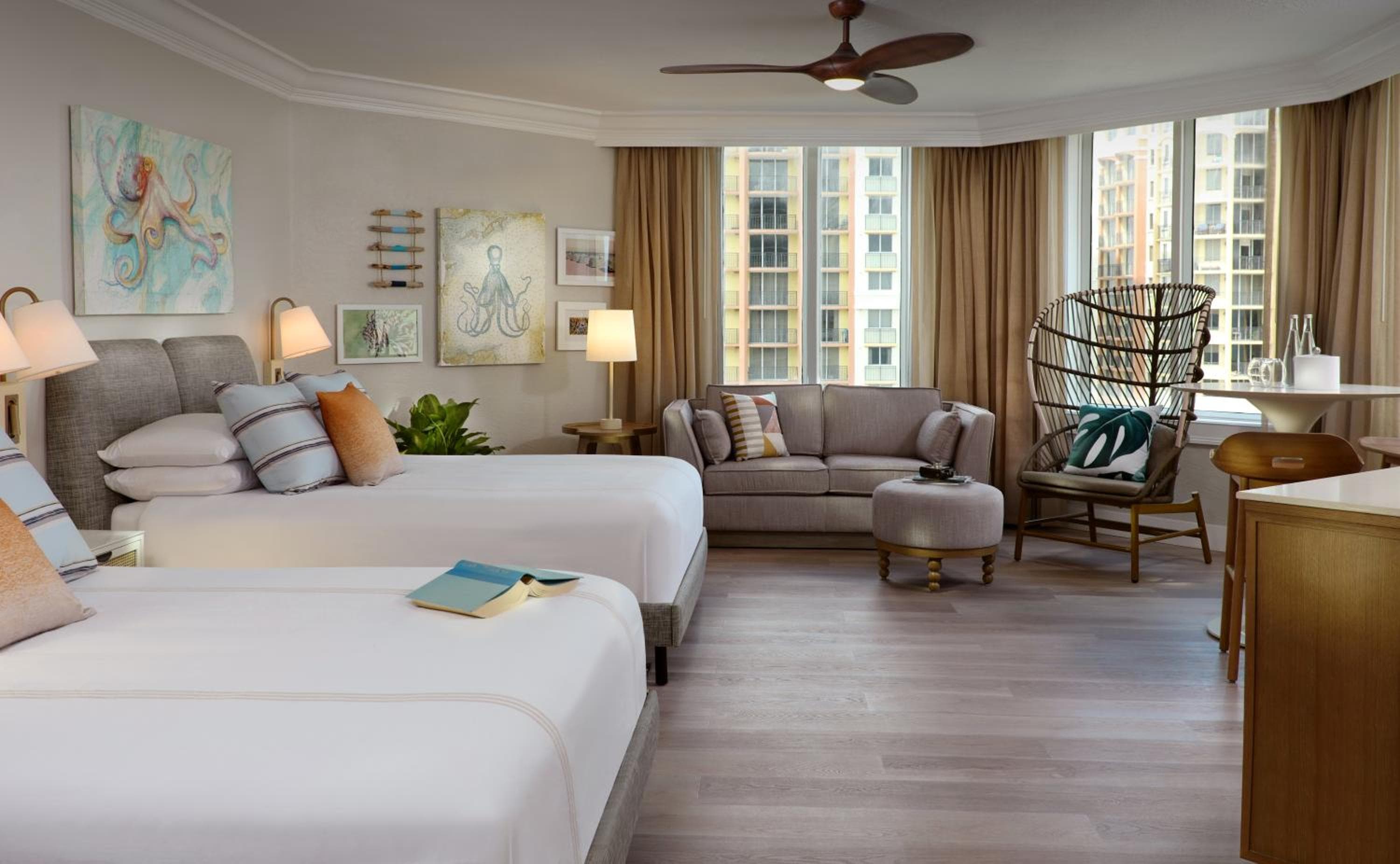Pelican Grand Beach Resort, un complejo de casa noble — 27
