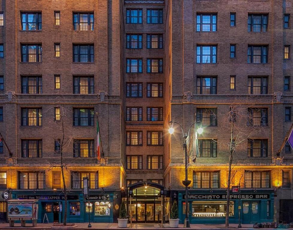 Fitzpatrick Grand Central — 1