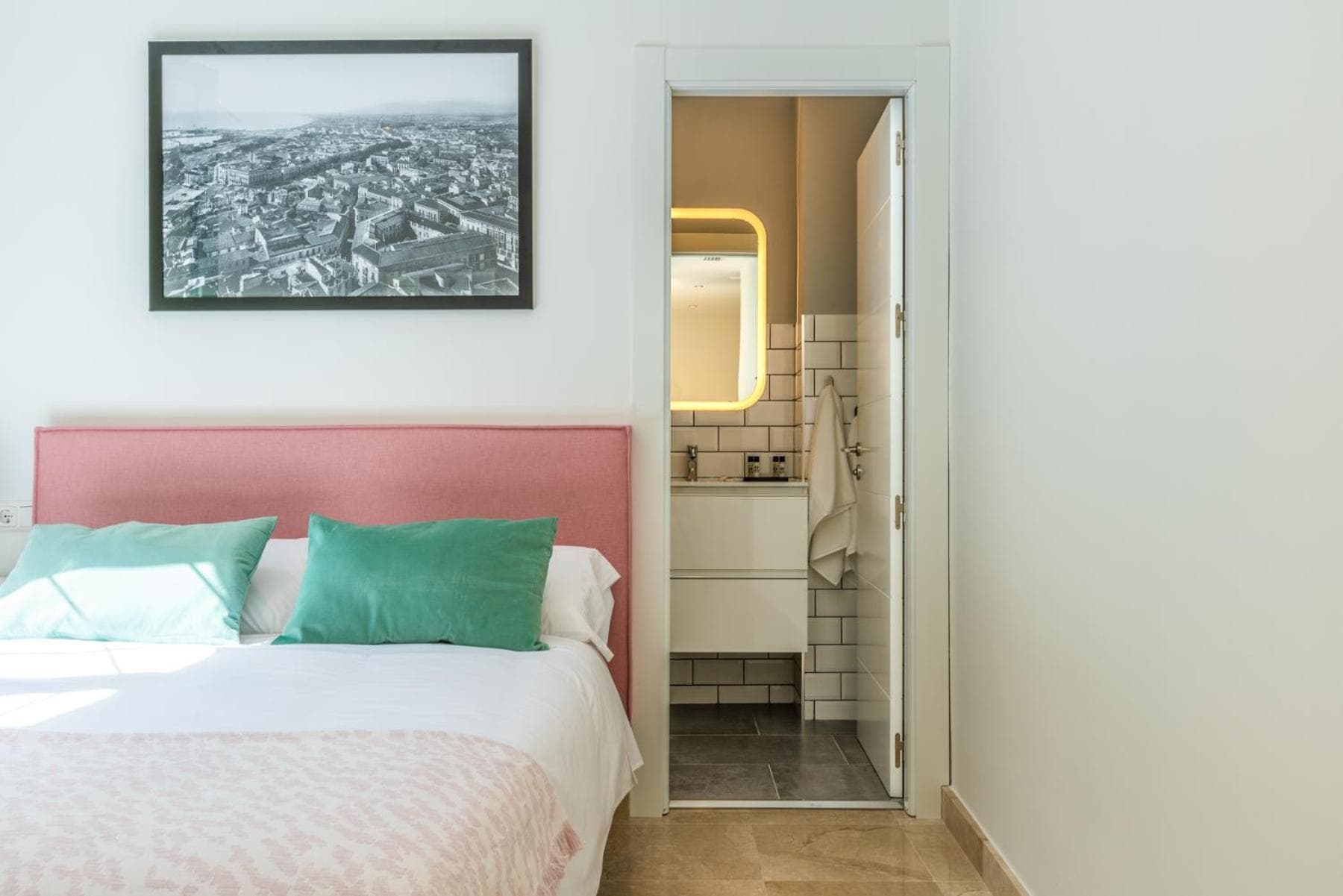 Miraflores Apartments — 18