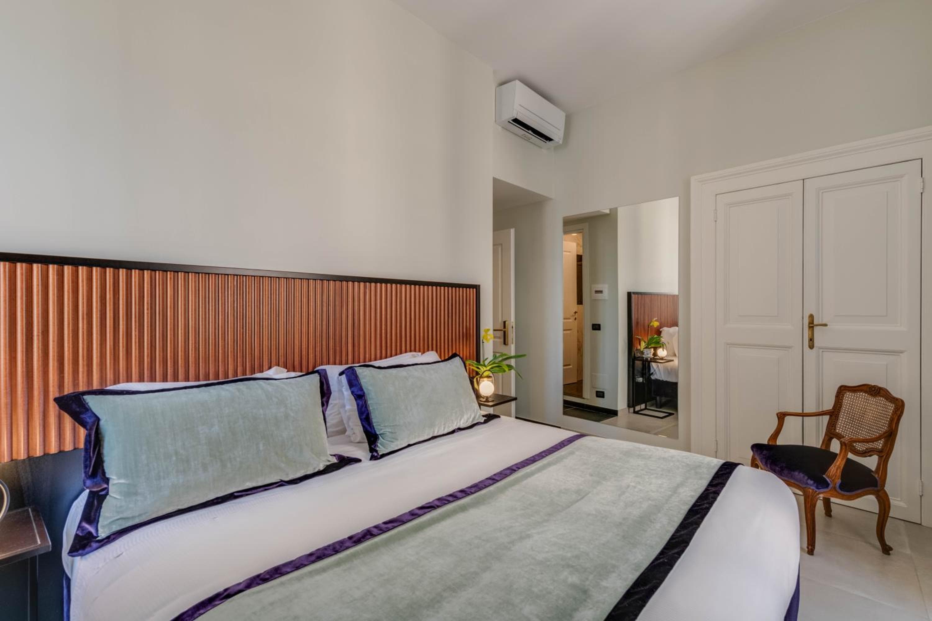 Navona Theatre Hotel — 25