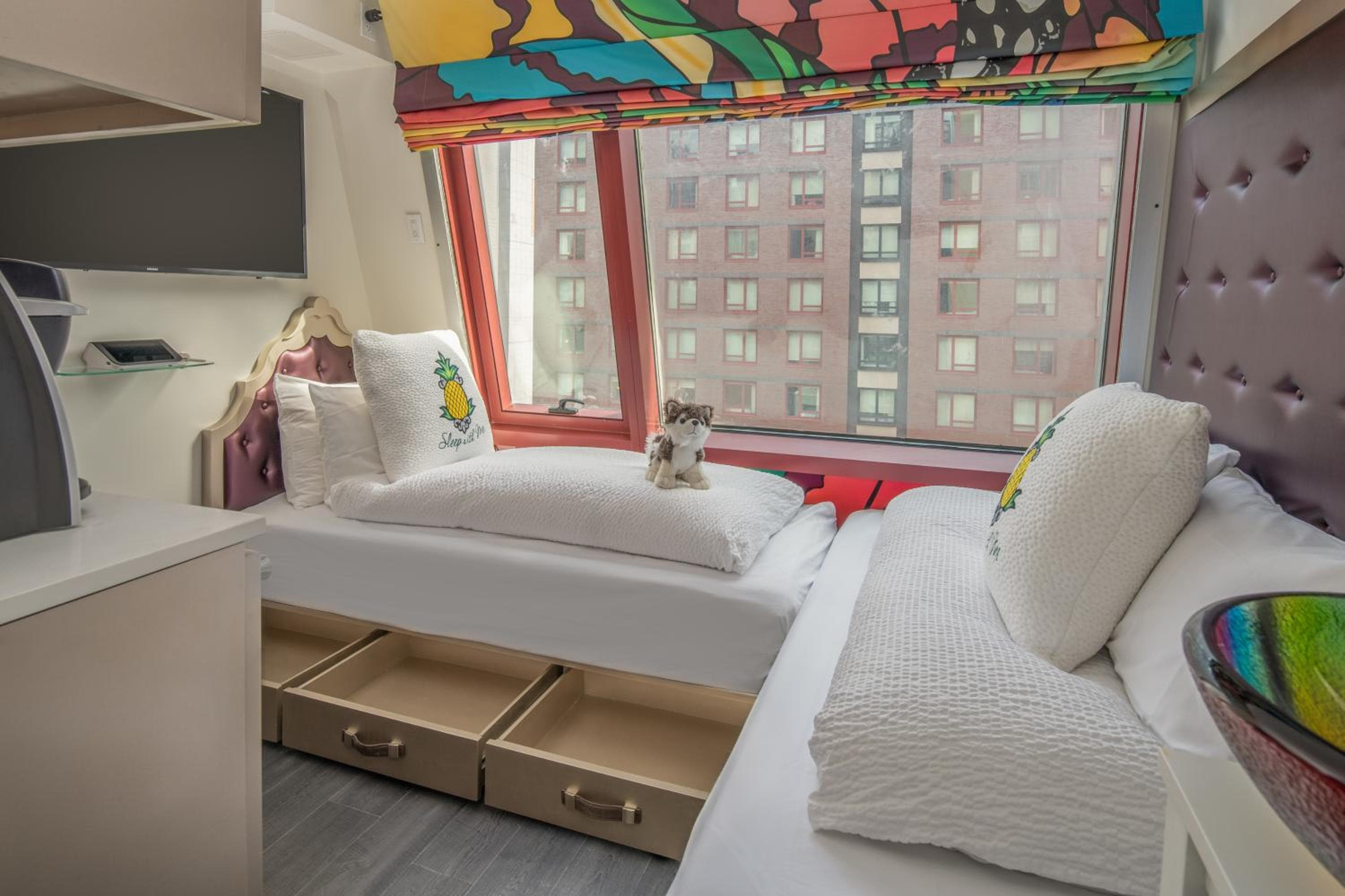 Staypineapple, un hotel artístico, Midtown Nueva York — 14