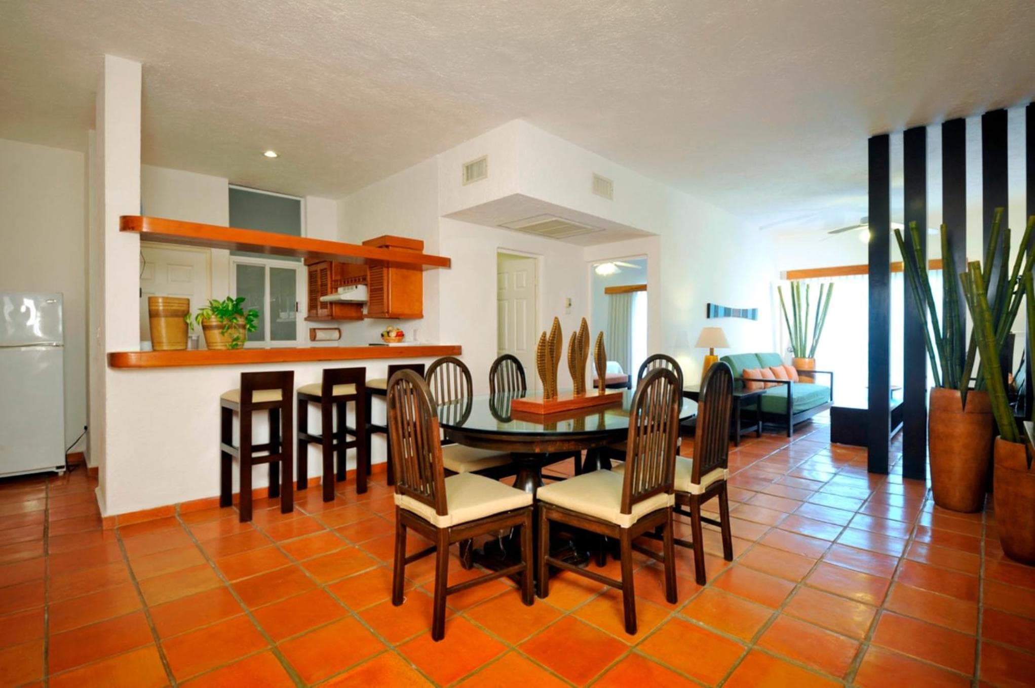 Las Palmas Condominio — 15