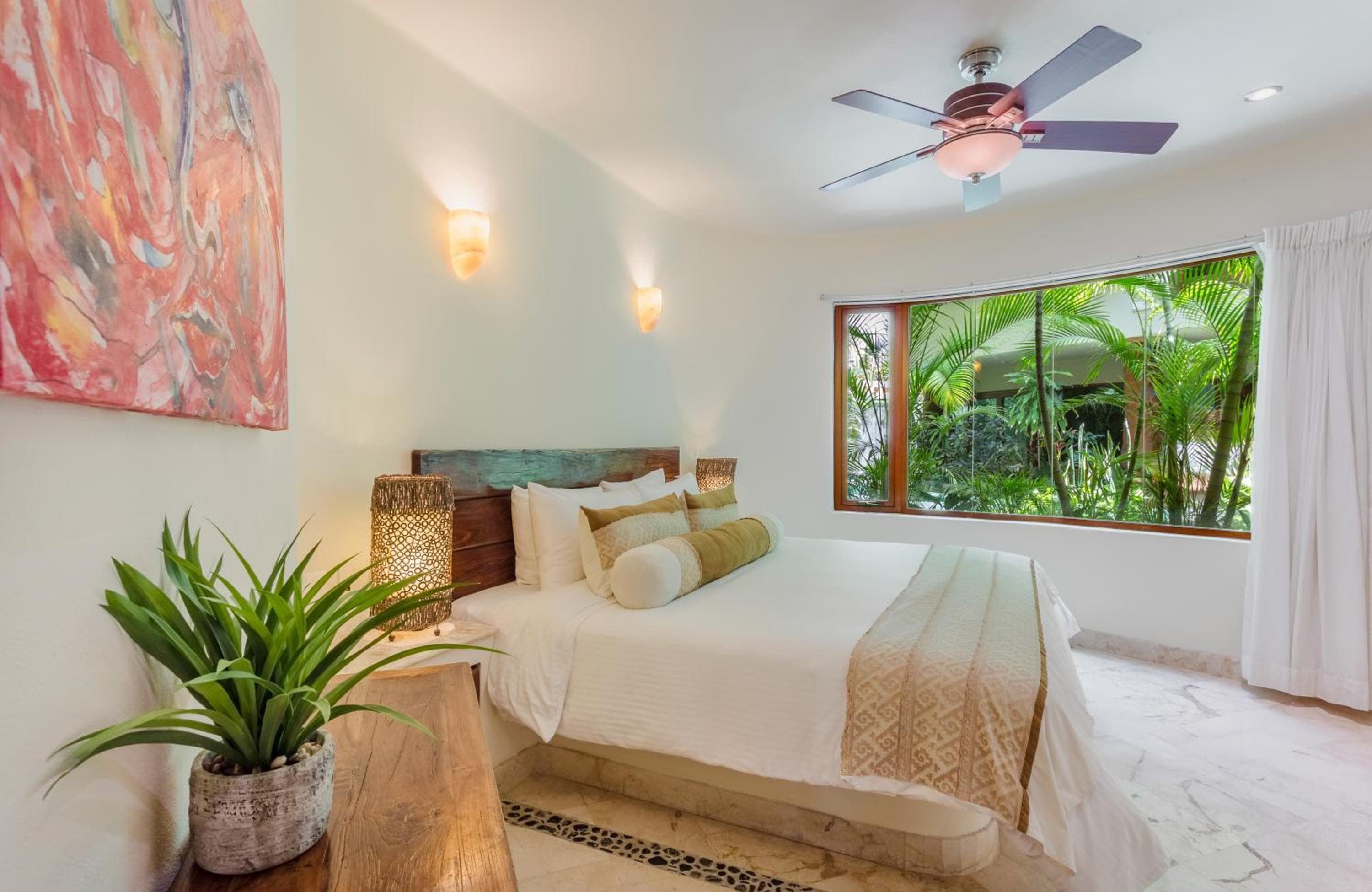 Maya Villa Condo Hotel and Beachclub — 3
