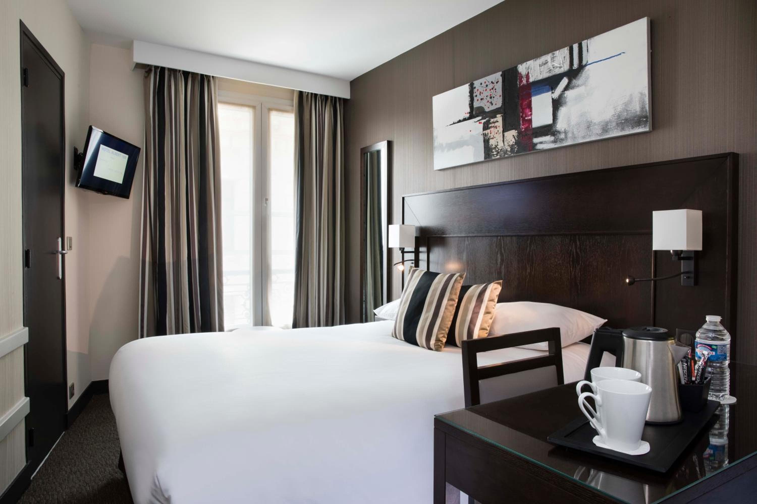 Hotel Albert 1er París Lafayette — 14