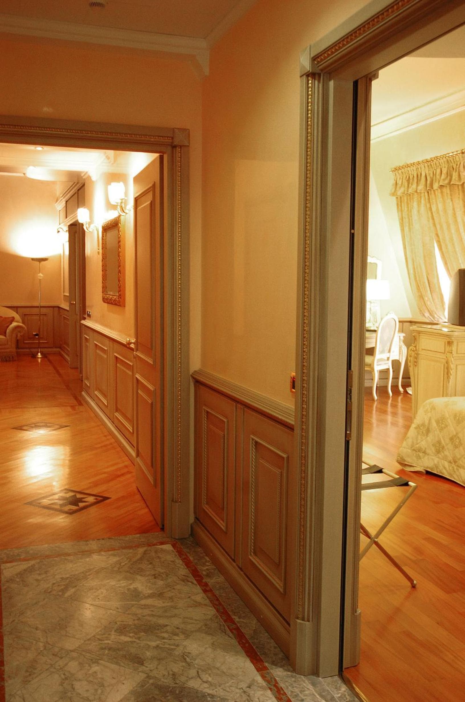Andreola Central Hotel — 9