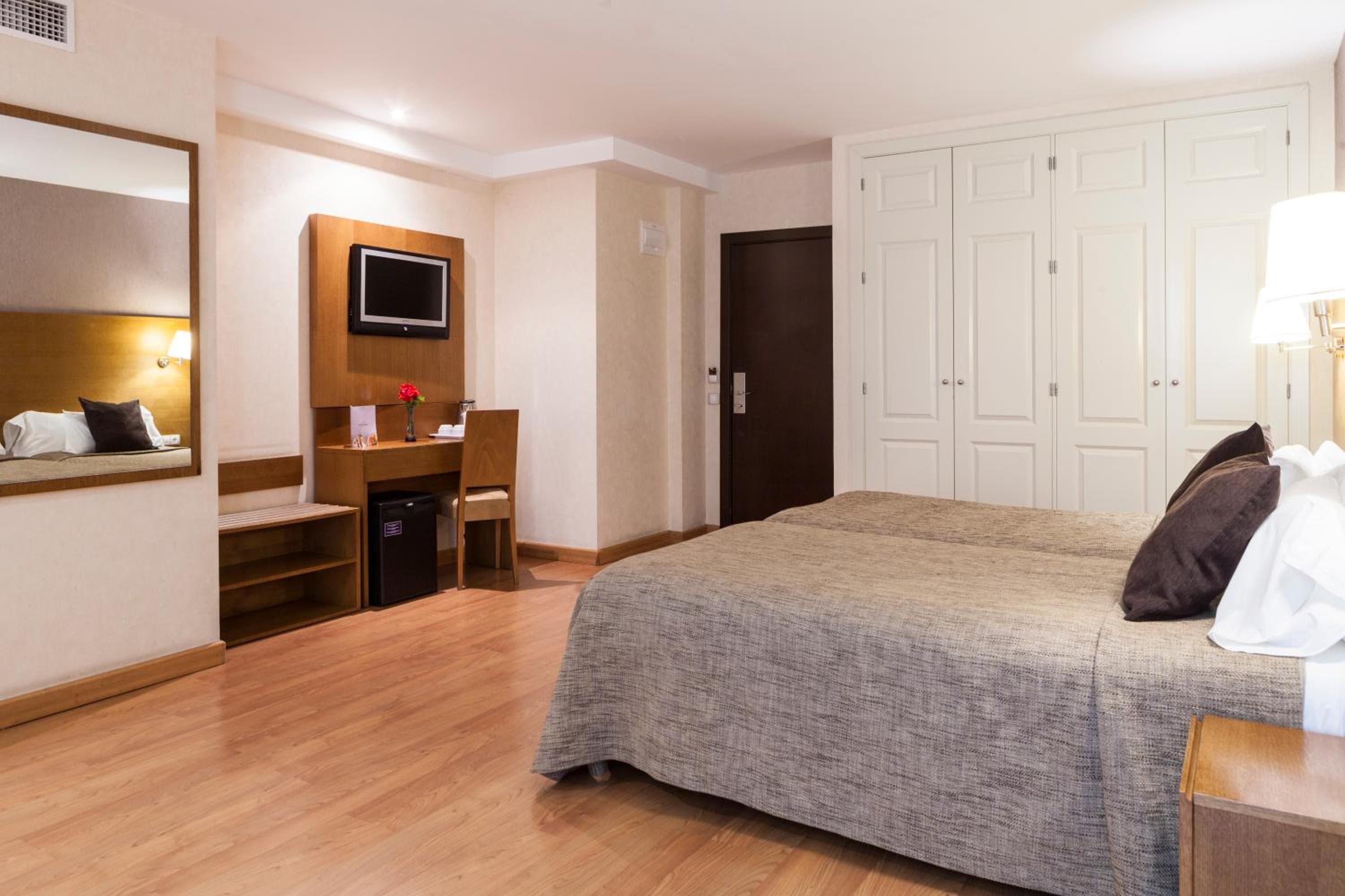 Hotel Don Paco — 6
