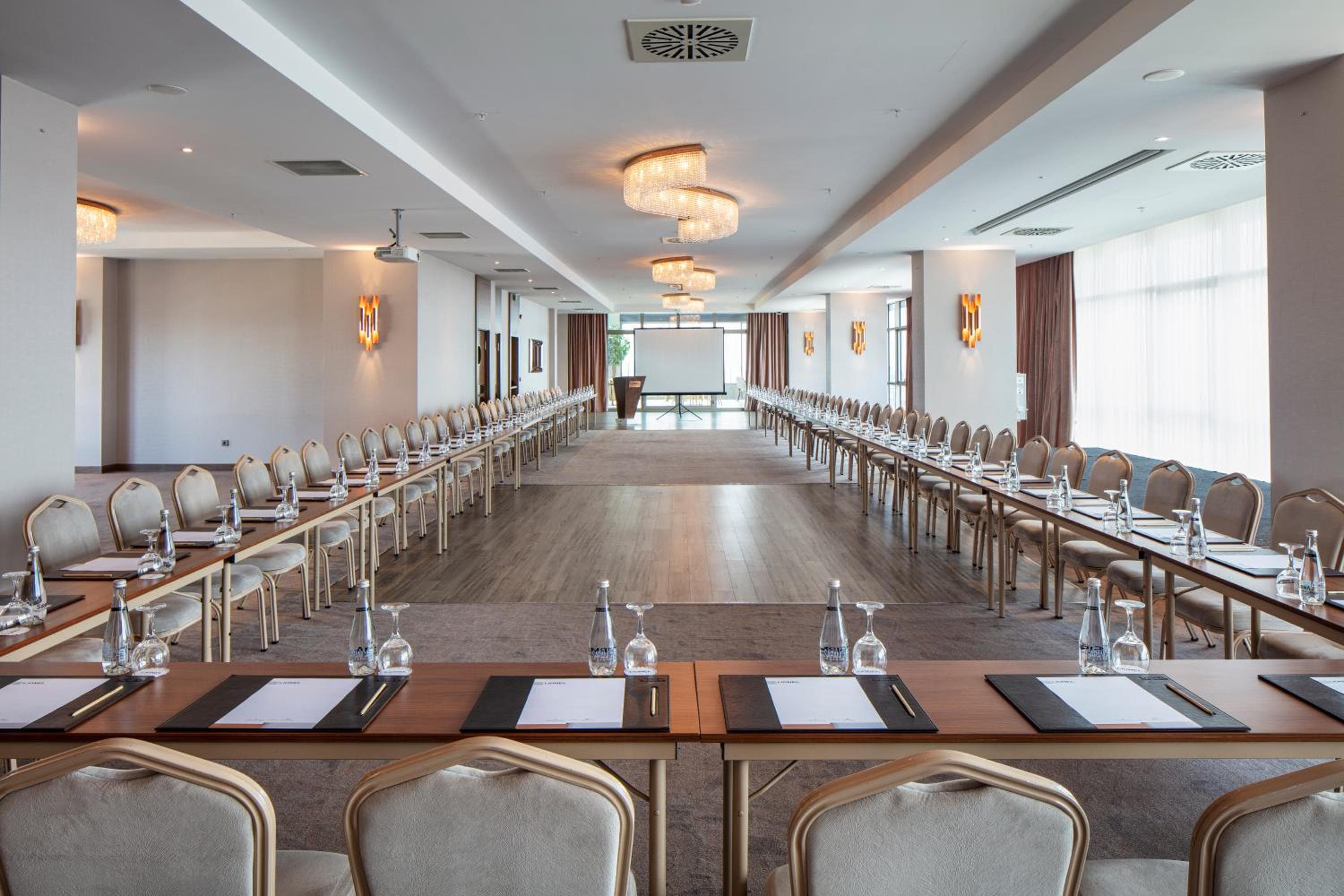 Lionel Hotel Istanbul — 11