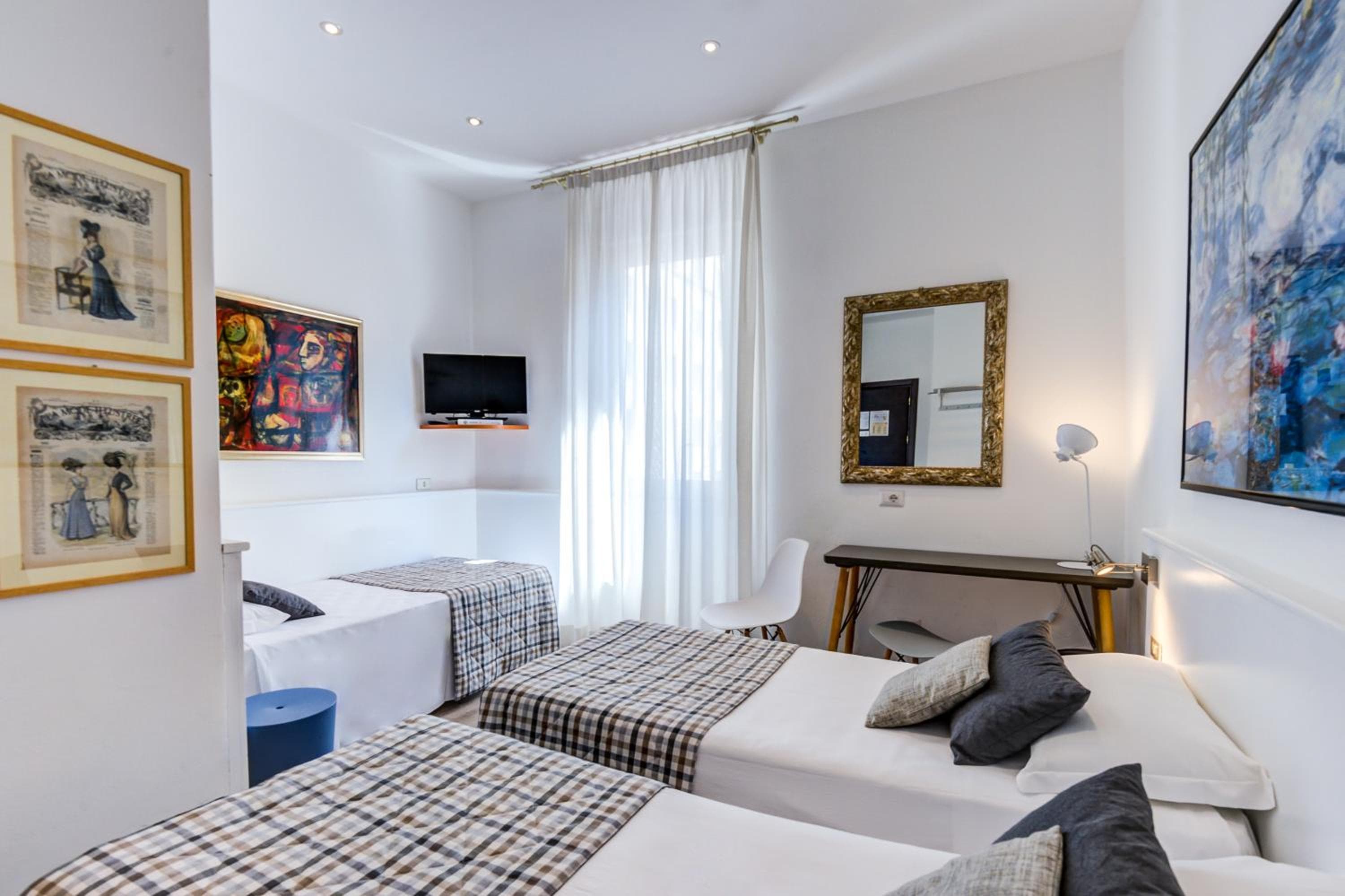 Hotel Bernina — 12