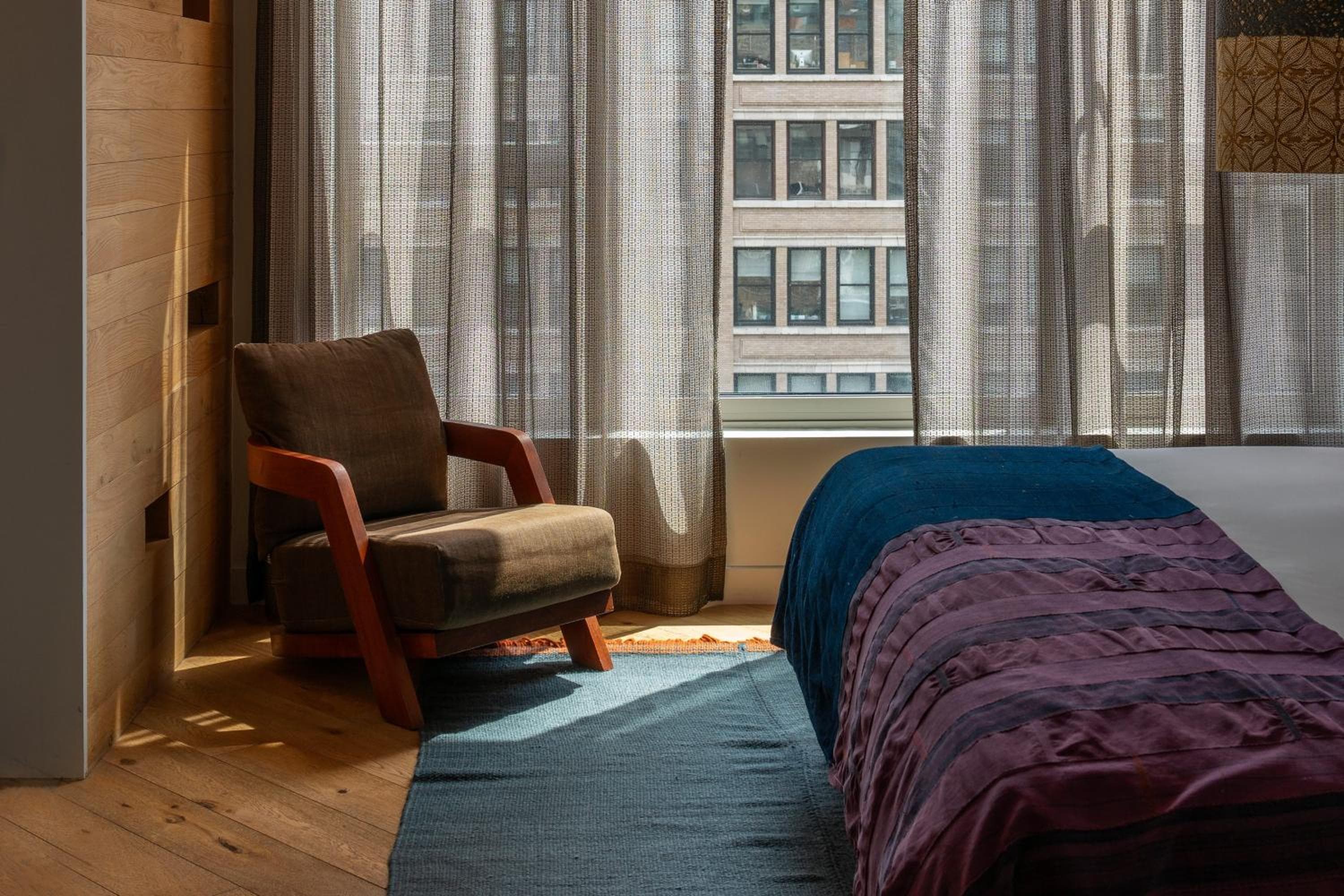 Hotel HECHO — 28