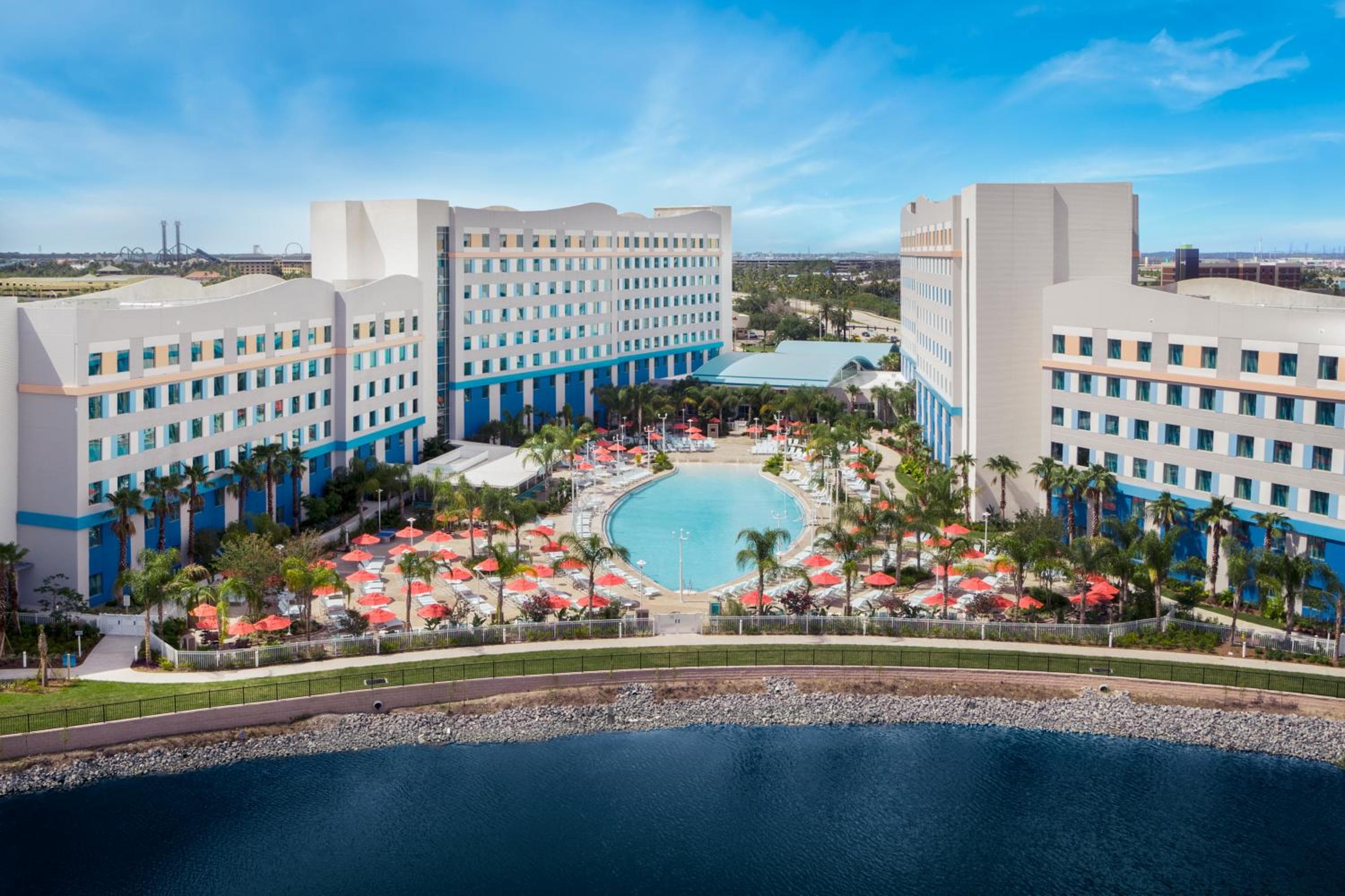 Universal's Endless Summer Resort - Surfside Inn and Suites — 1