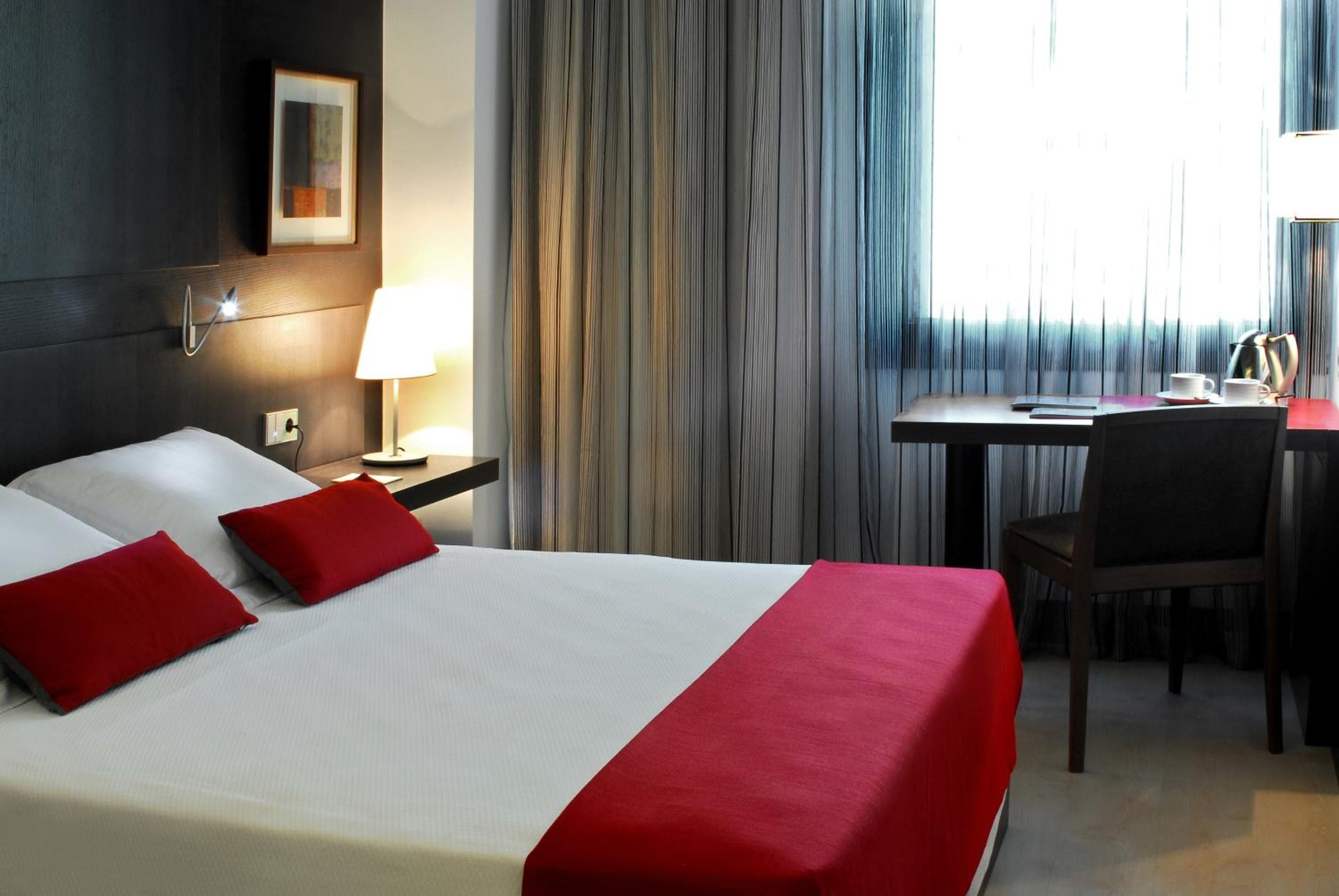Grupotel Gran Vía 678 — 27