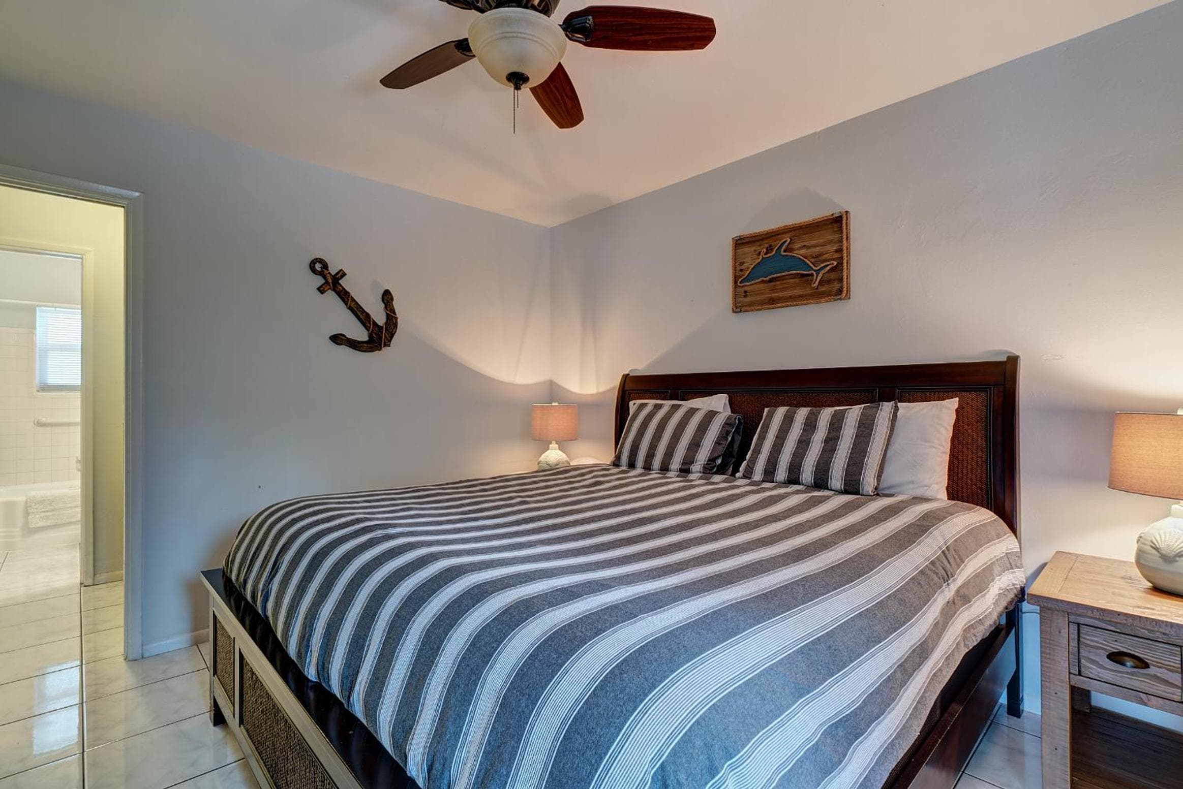 4145 dal mare Inn & Suites — 29